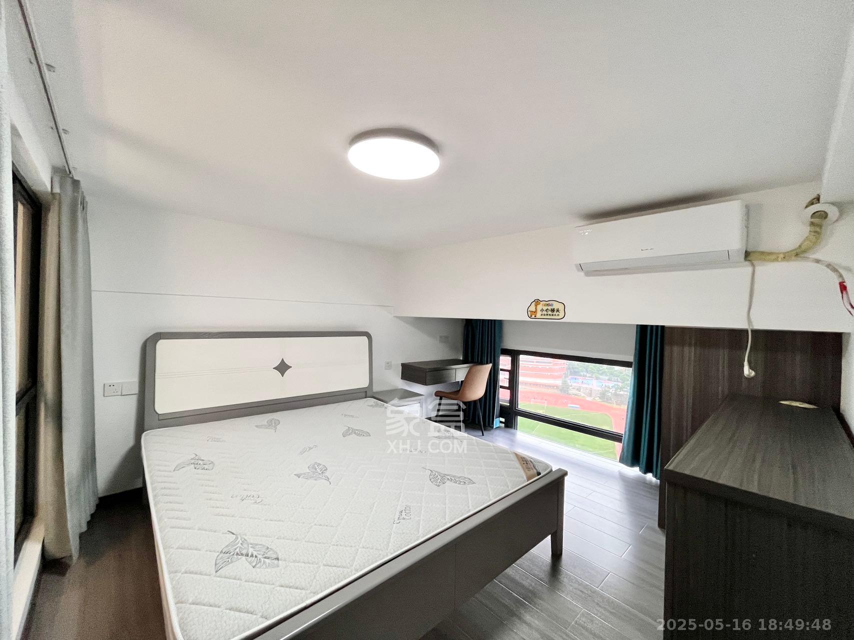 中国铁建梅溪青秀三期  2室2厅1卫   2500.00元/月