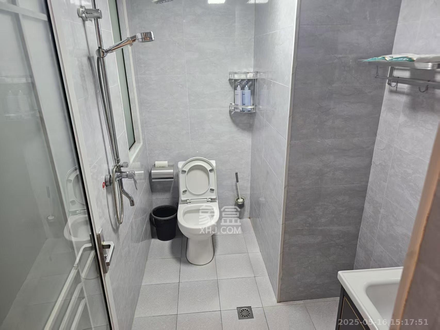 新天地步步高 1室1厅1卫 1400.0元/月 新天地步步高 1室1厅1卫 1400.0元/月室内图