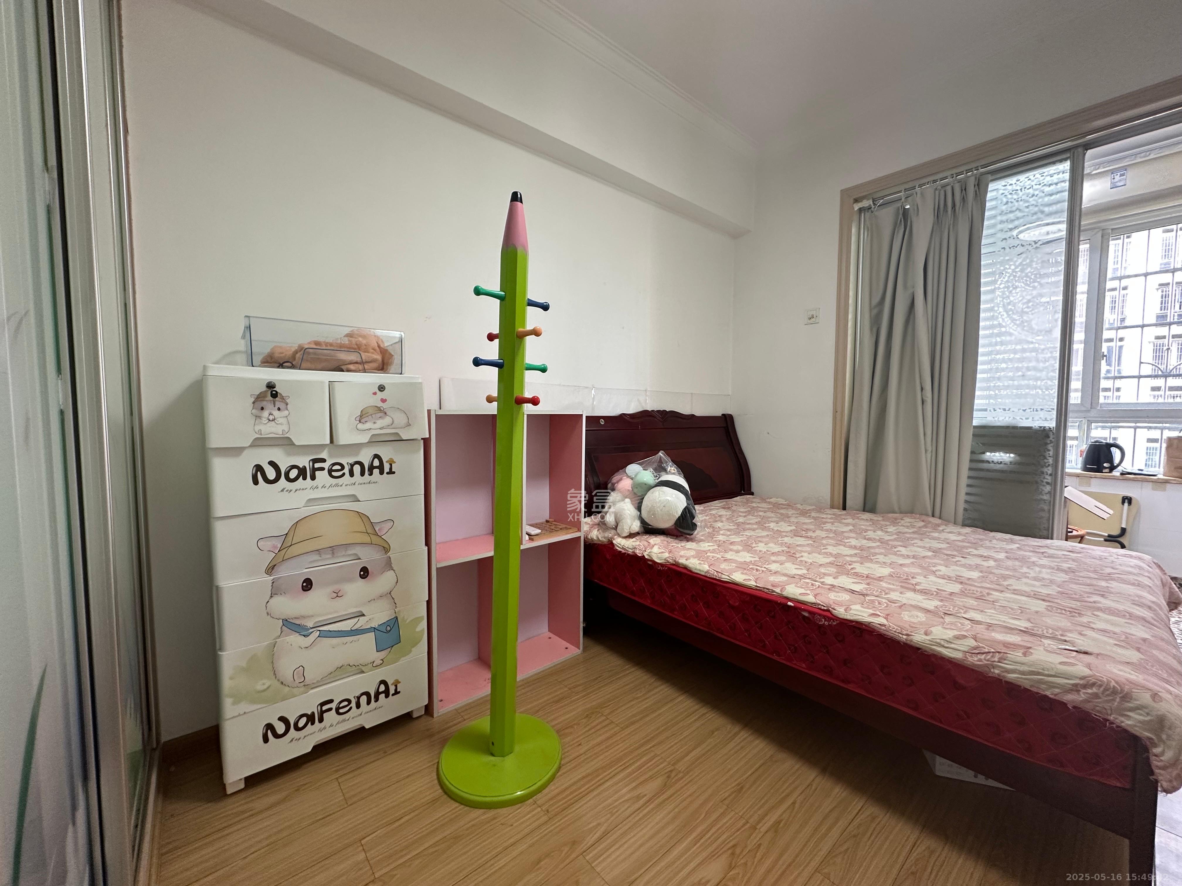 楚天馨苑  3室2厅2卫   2400.00元/月室内图