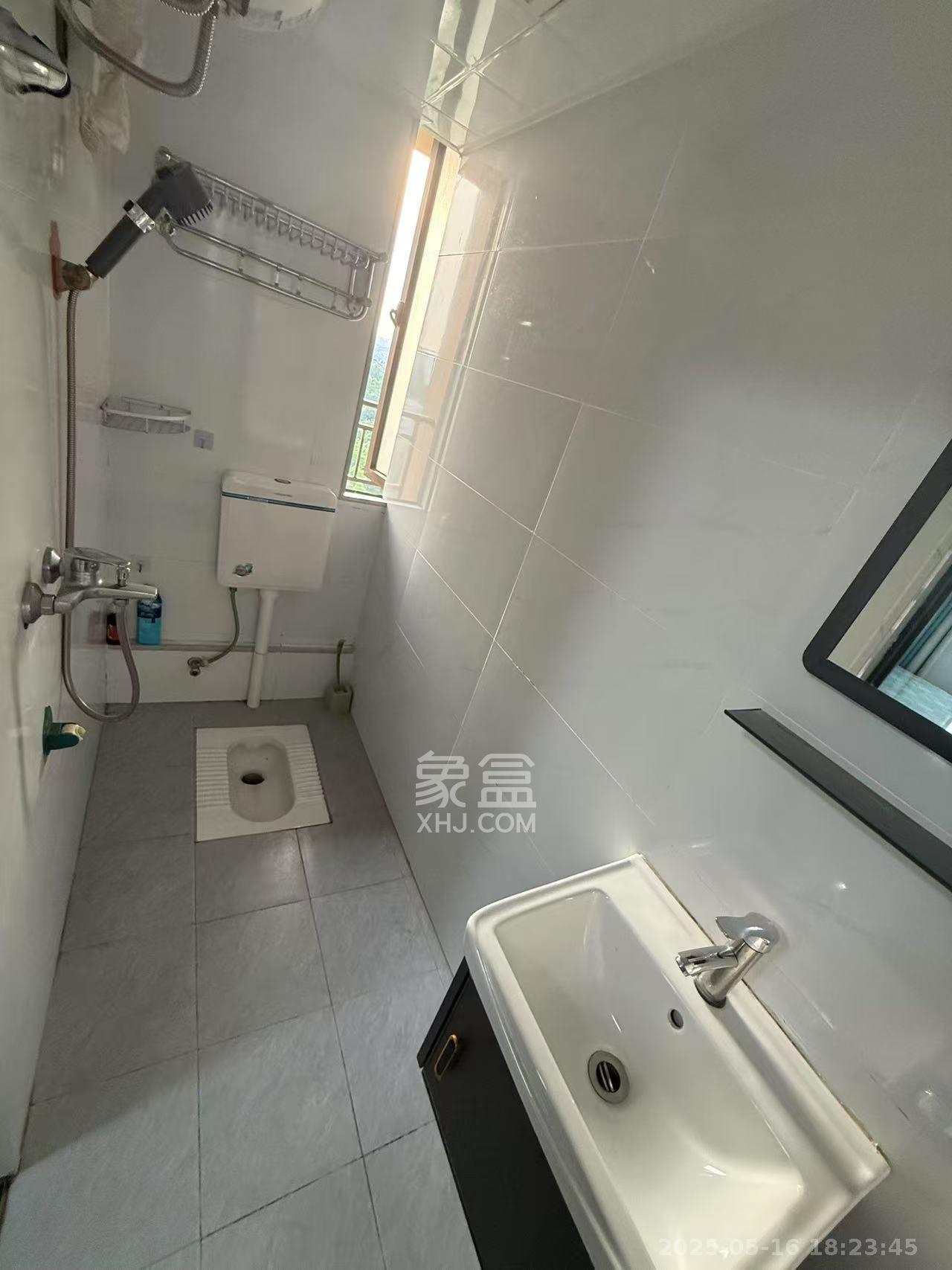 东合新苑  1室1厅1卫   1650.00元/月室内图