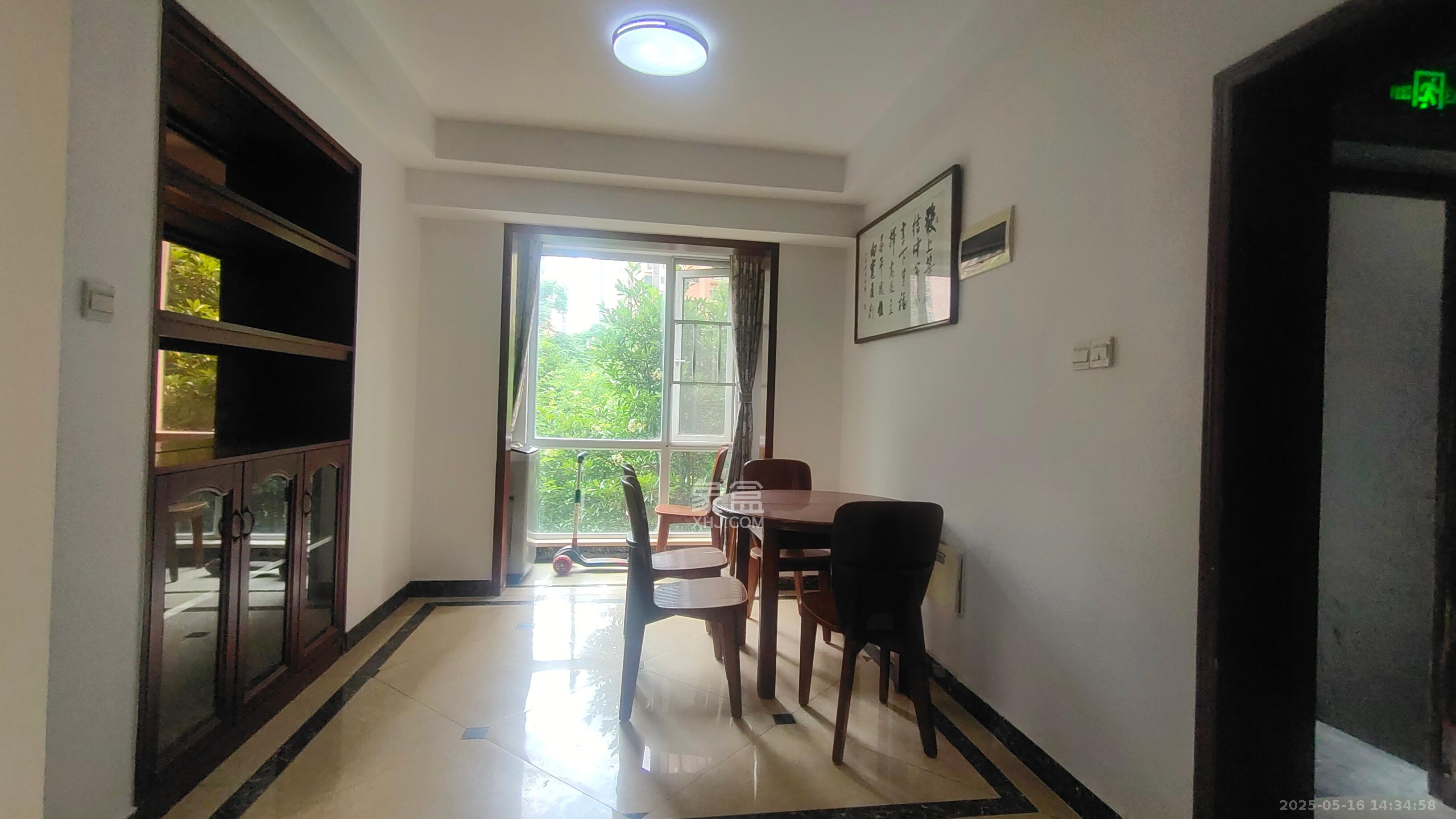 丽发新城 3室2厅2卫 2300.0元/月 丽发新城 3室2厅2卫 2300.0元/月室内图