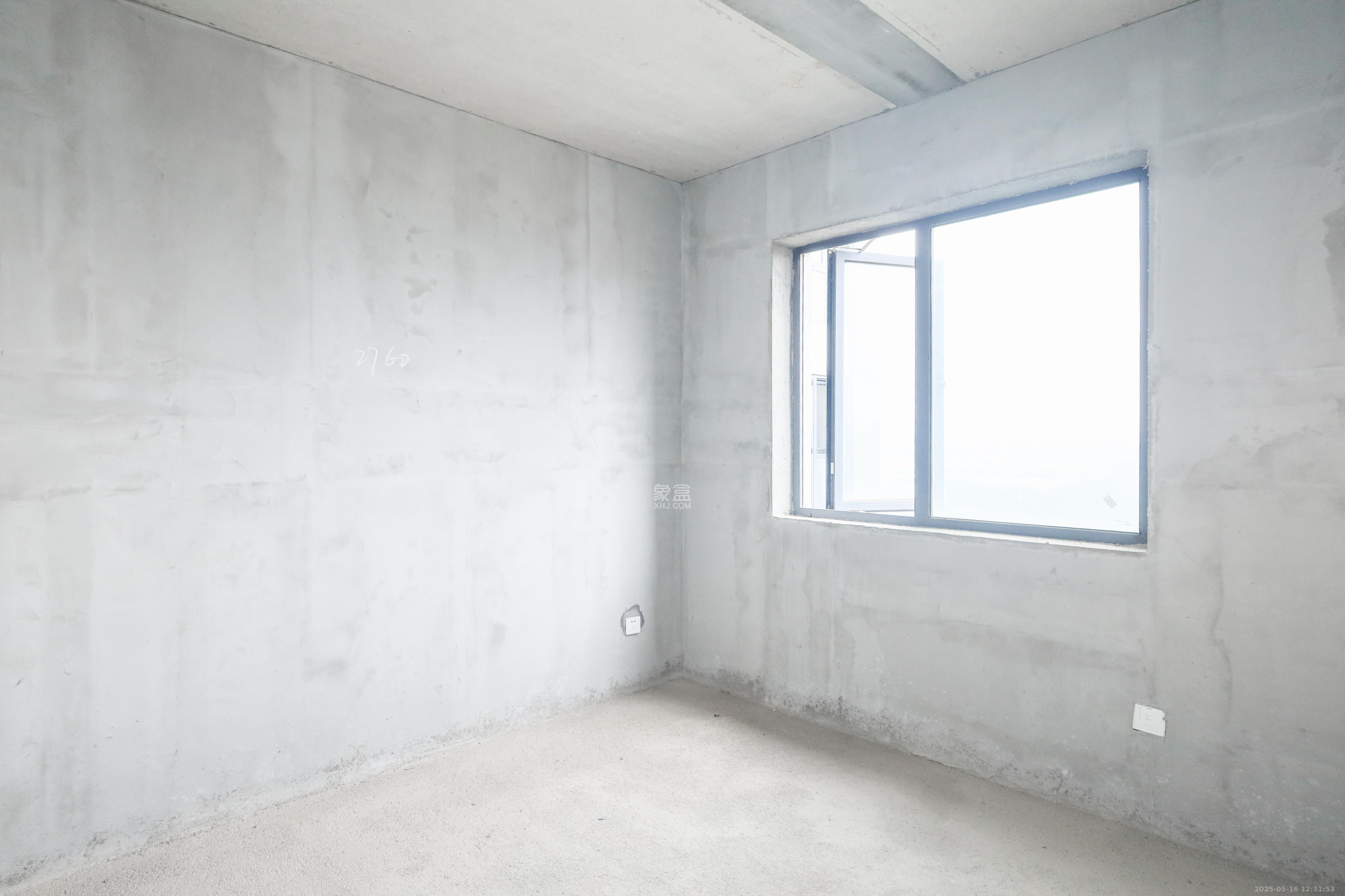 中冶中央公园  2室2厅1卫    75.0万卧室