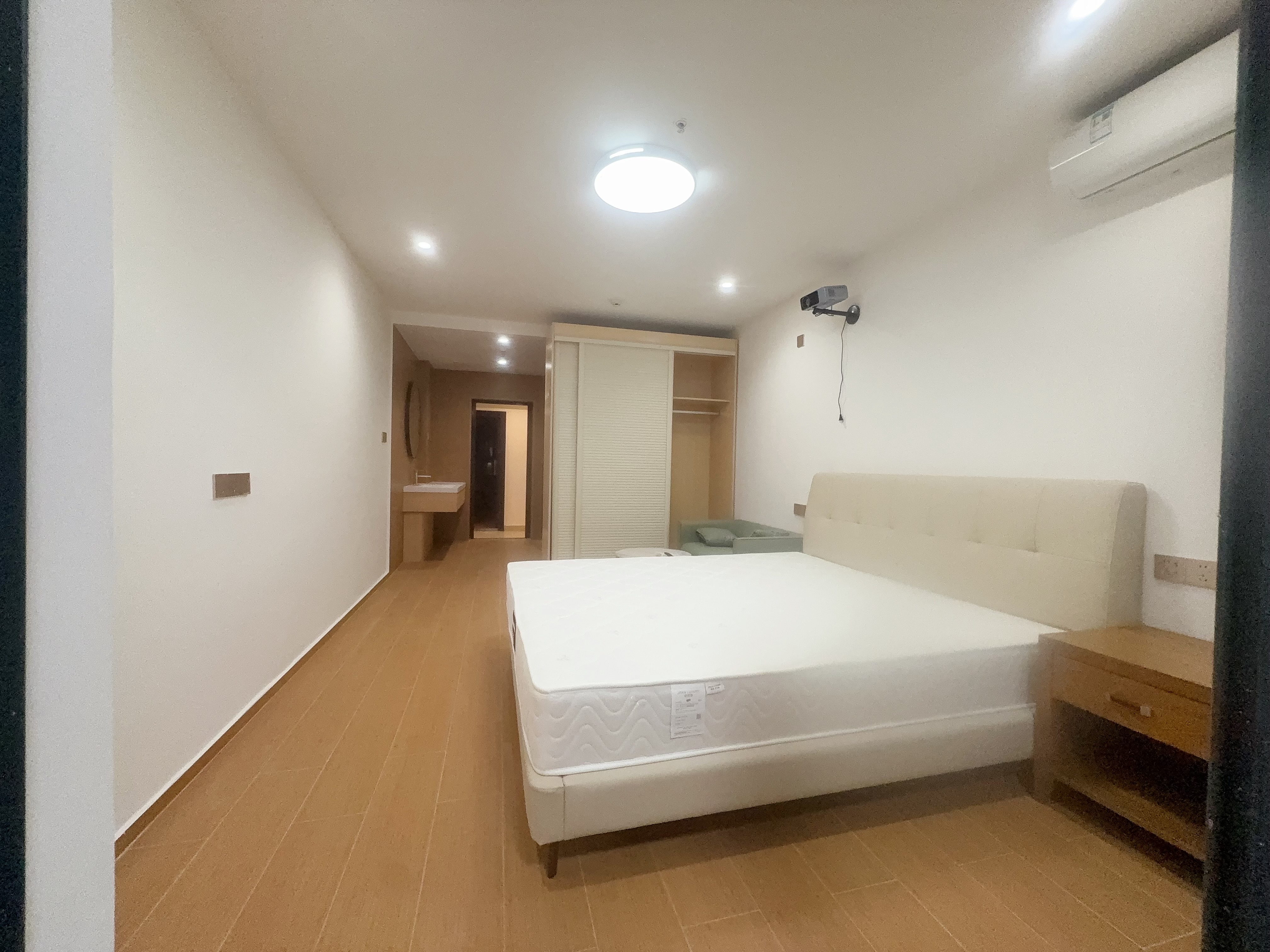 新城吾悦广场  1室0厅1卫   1800.00元/月室内图