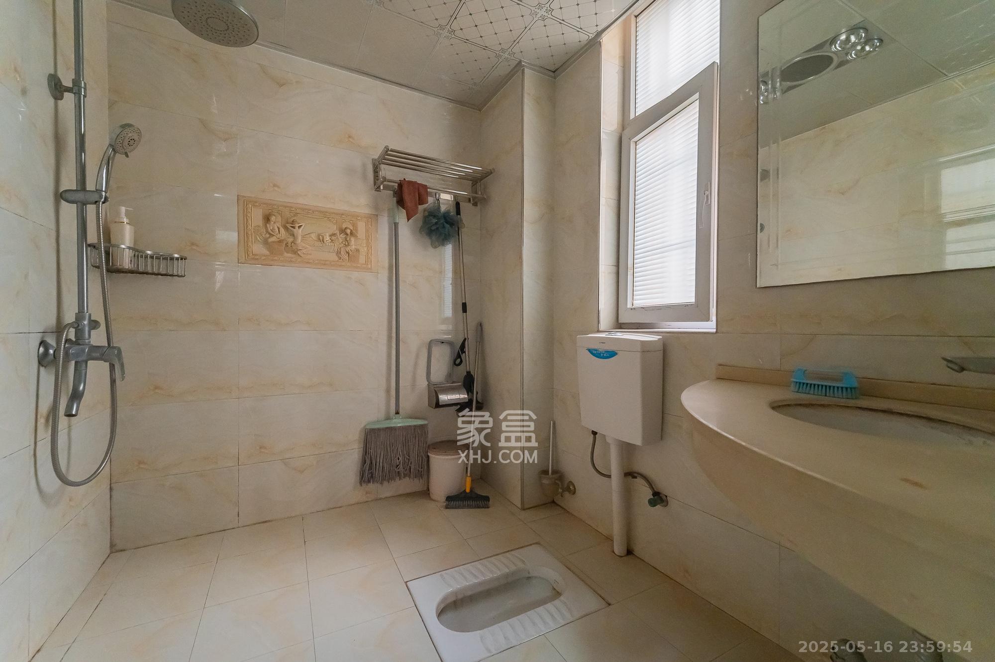 东方航标 3室2厅2卫 85.0万 东方航标 3室2厅2卫 85.0万卫生间