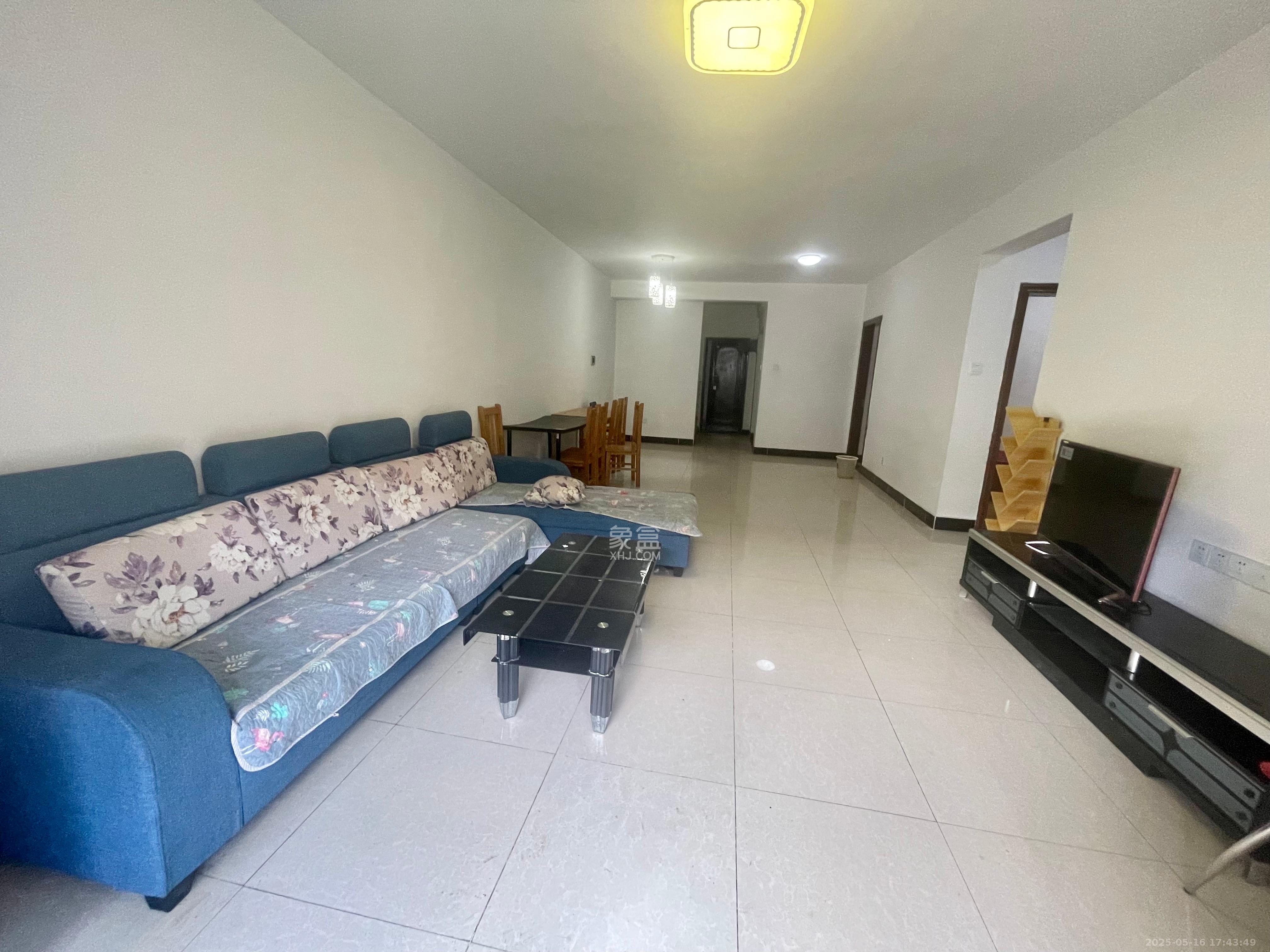 保利天心嘉园 4室2厅1卫 2300.0元/月 保利天心嘉园 4室2厅1卫 2300.0元/月室内图