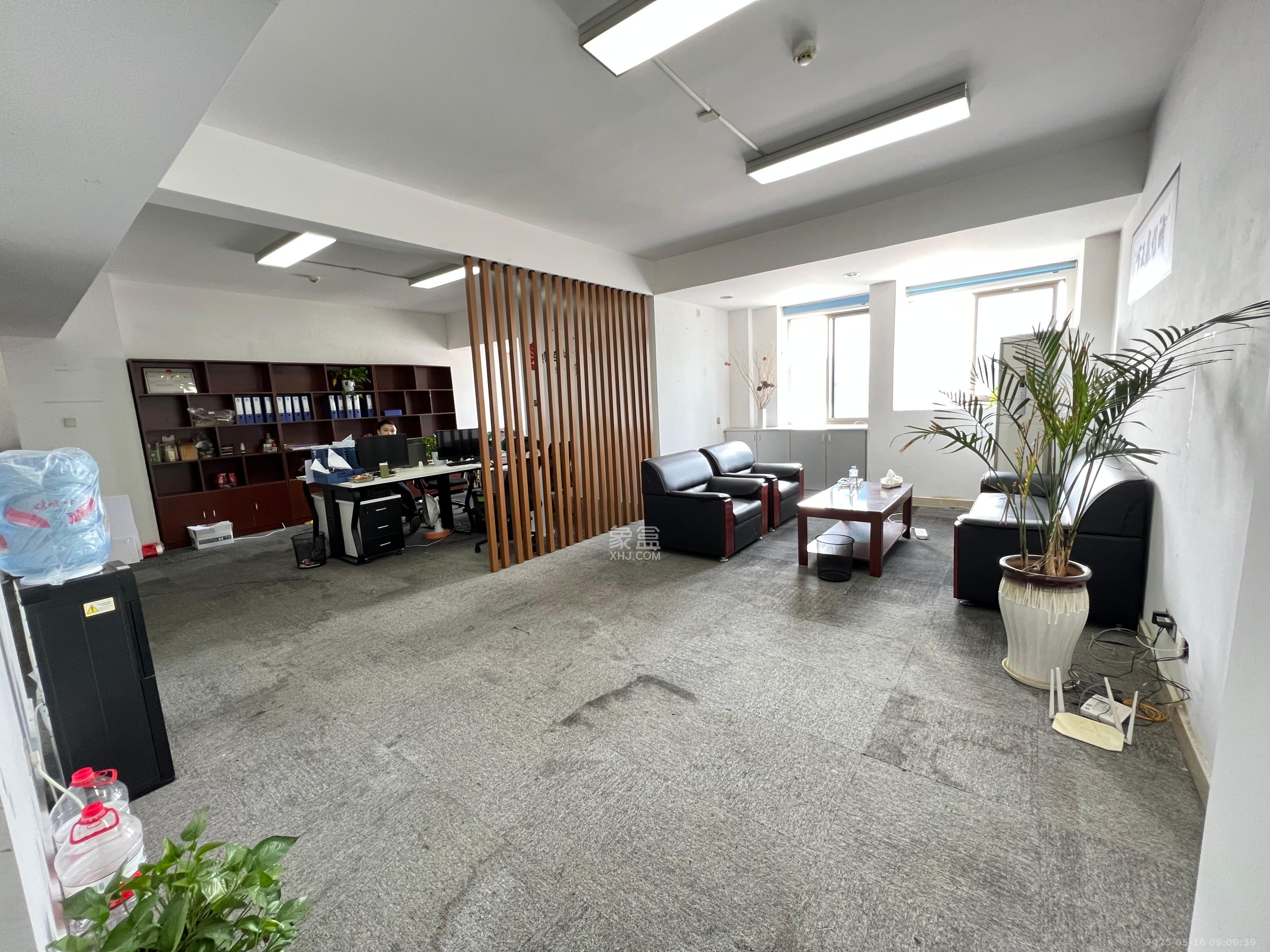 汇达国际公馆（汇达大厦）  2室2厅1卫   2500.00元/月室内图
