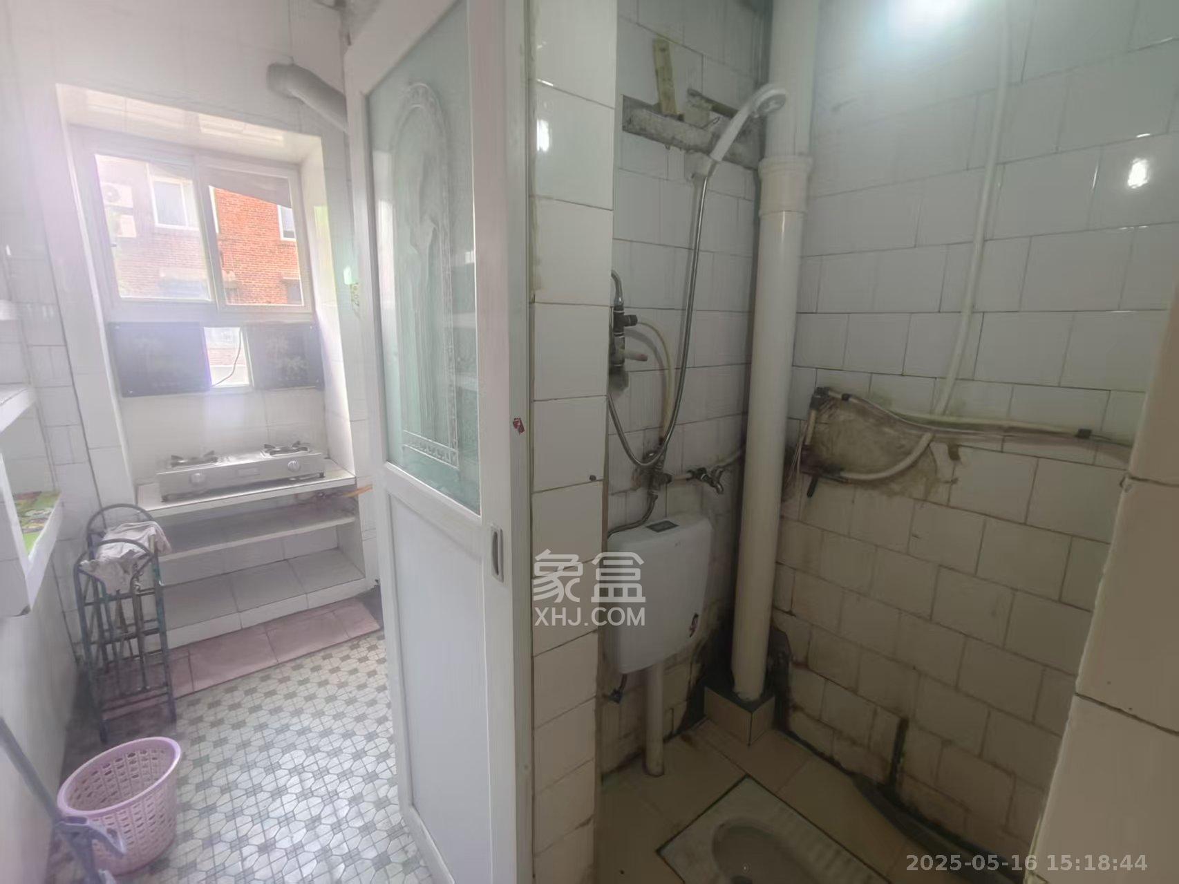 新四村 2室1厅1卫 500.0元/月 新四村 2室1厅1卫 500.0元/月室内图