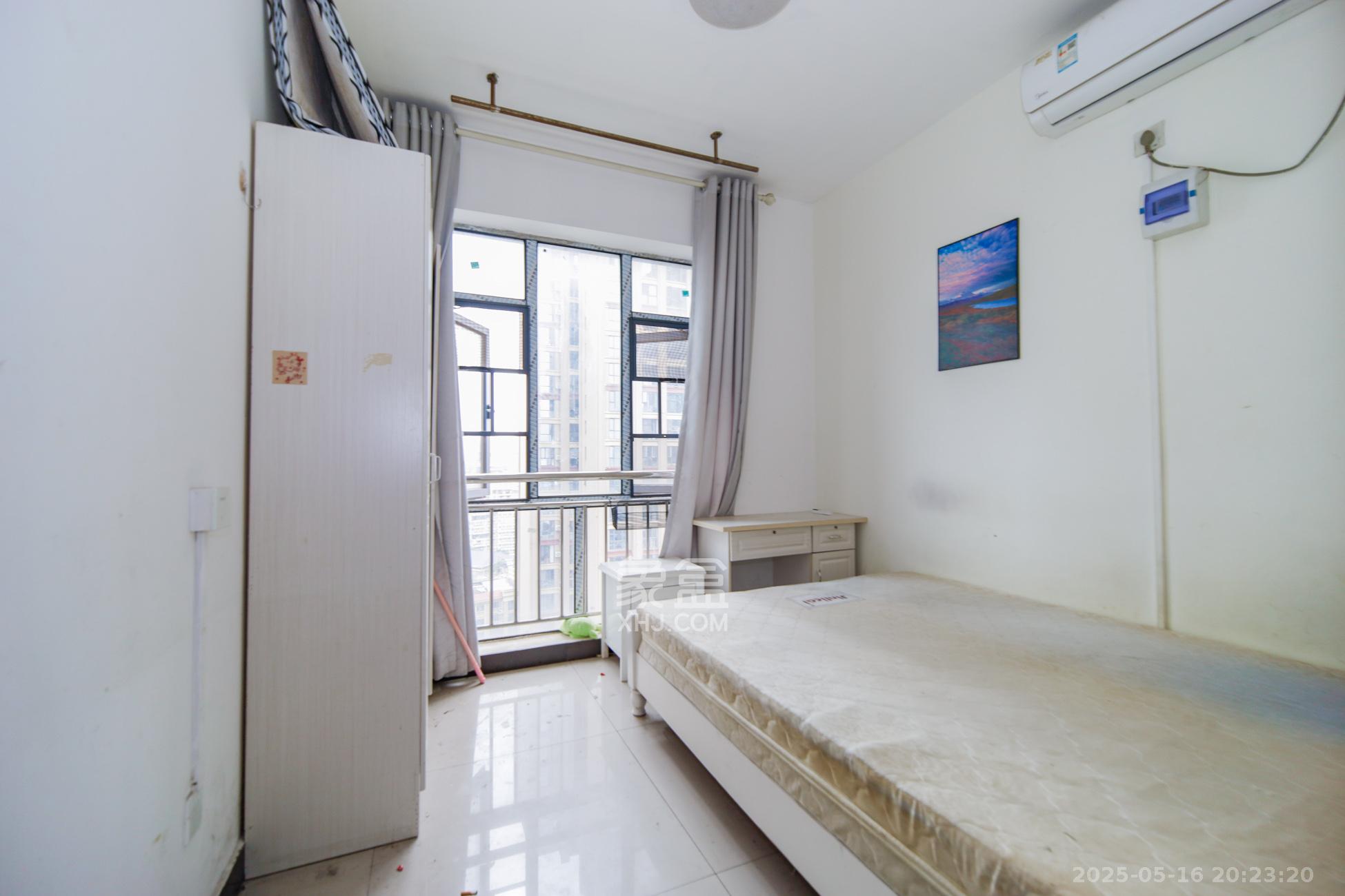 红星国际公馆 3室2厅1卫 99.8万 红星国际公馆 3室2厅1卫 99.8万卧室