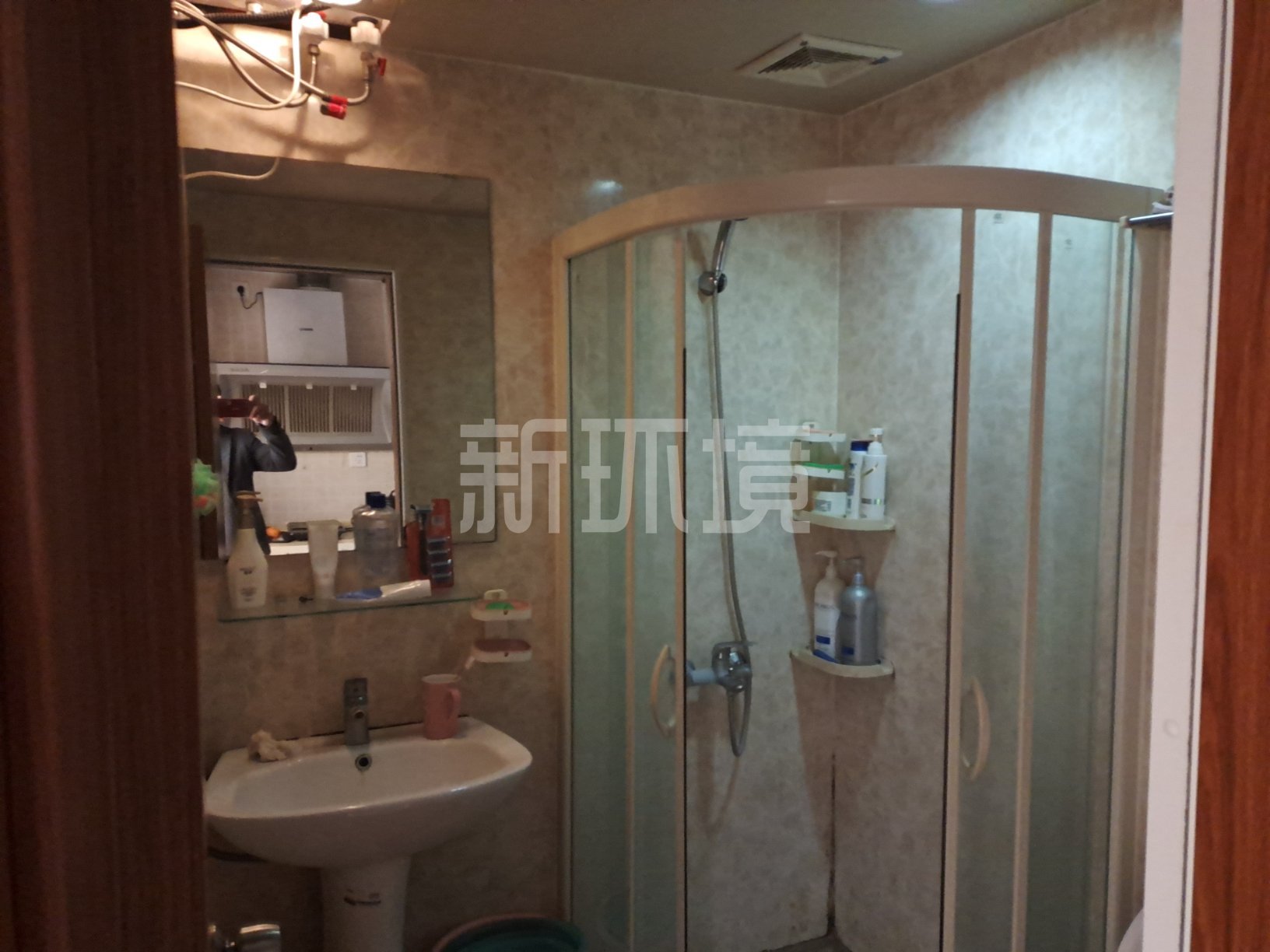 蓝色港湾  1室1厅1卫   22.00万客厅