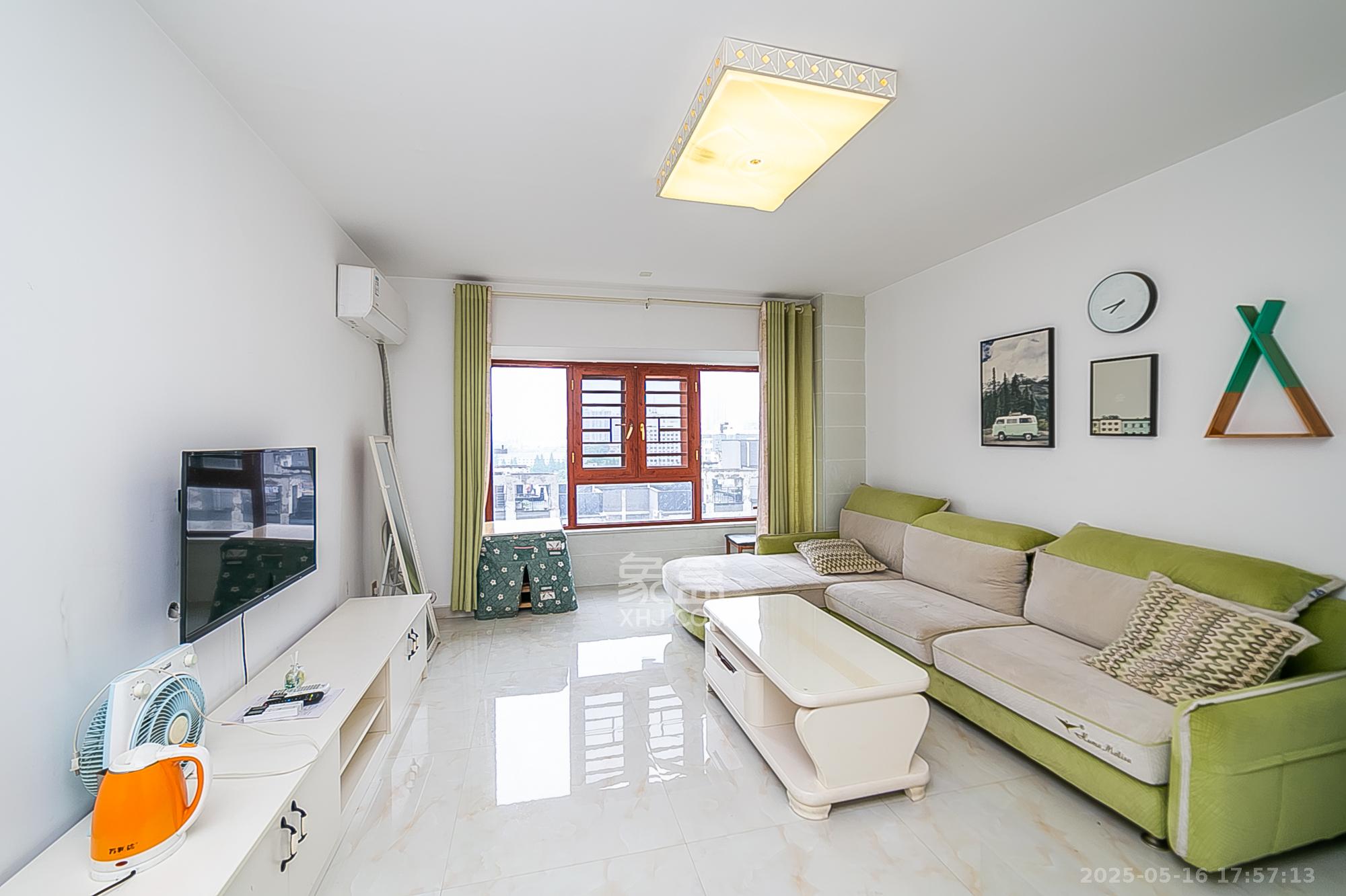 天鸿天府(天鸿中央大院)  3室2厅2卫    99.0万 天鸿天府(天鸿中央大院)  3室2厅2卫    99.0万