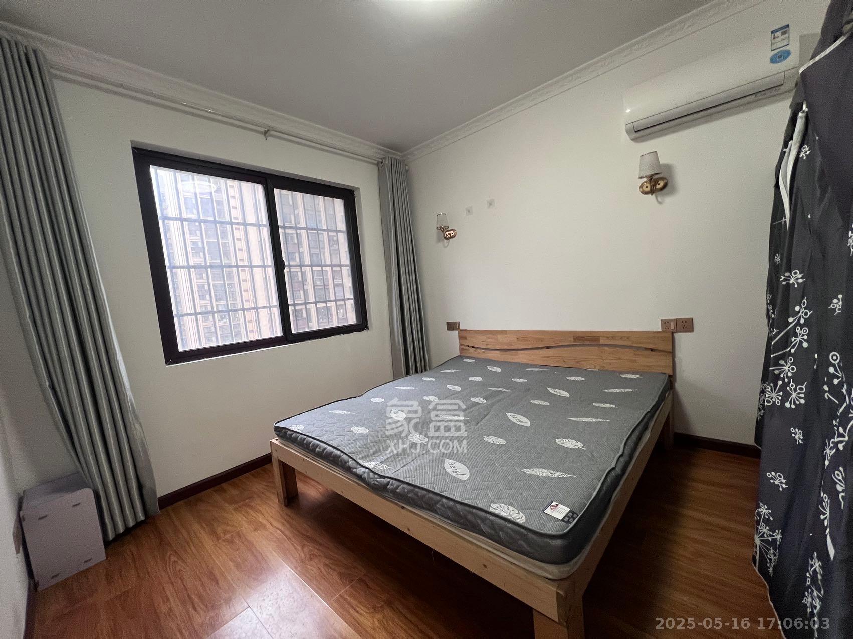 东方美地  4室2厅2卫   2650.00元/月室内图