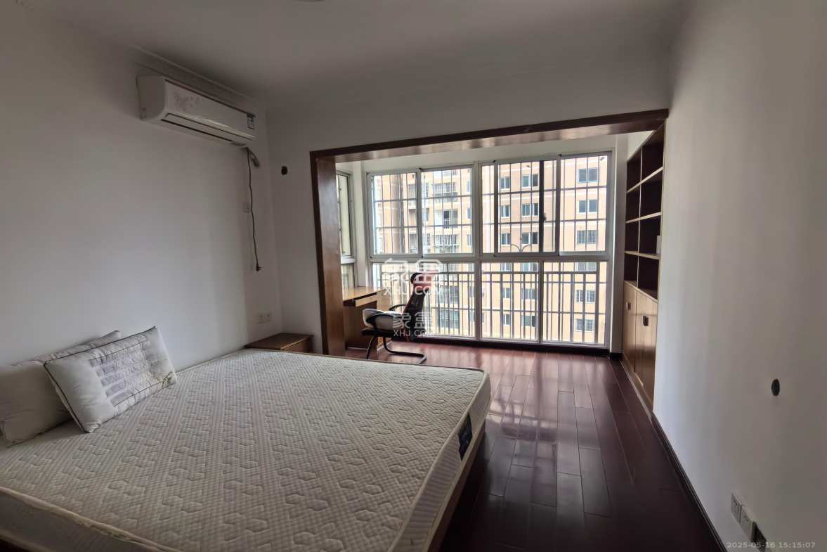 南郡雅园 2室2厅1卫 1400.0元/月 南郡雅园 2室2厅1卫 1400.0元/月室内图