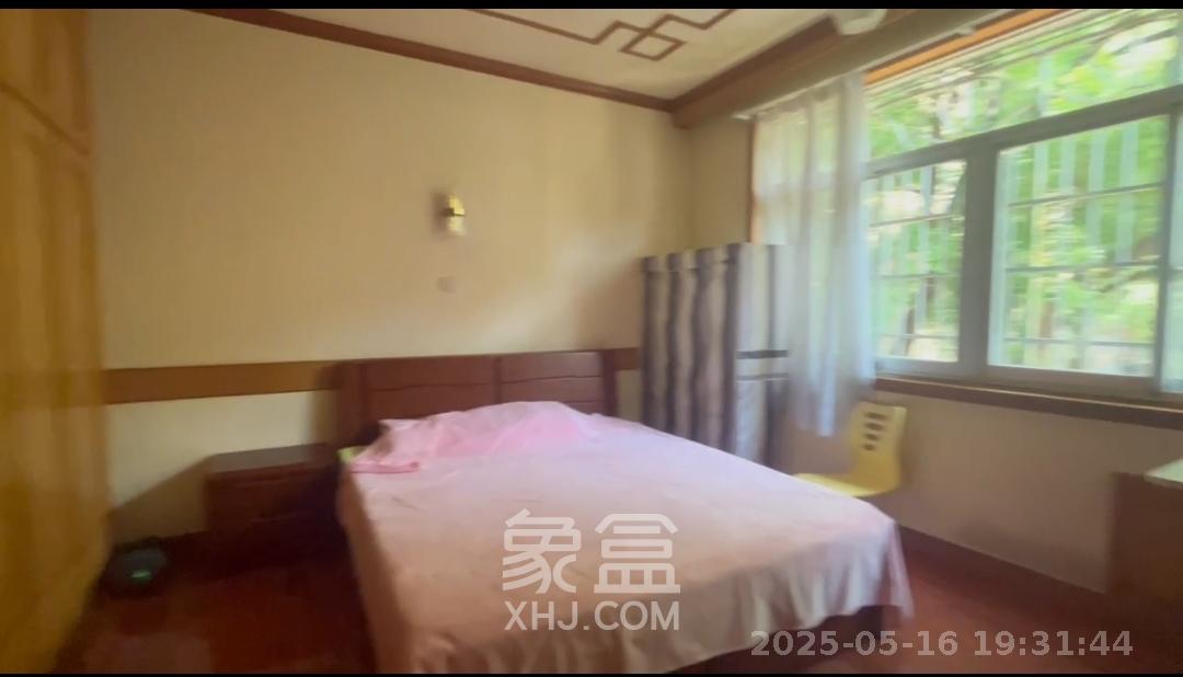 红旗区四片 2室1厅1卫 2400.0元/月 红旗区四片 2室1厅1卫 2400.0元/月室内图