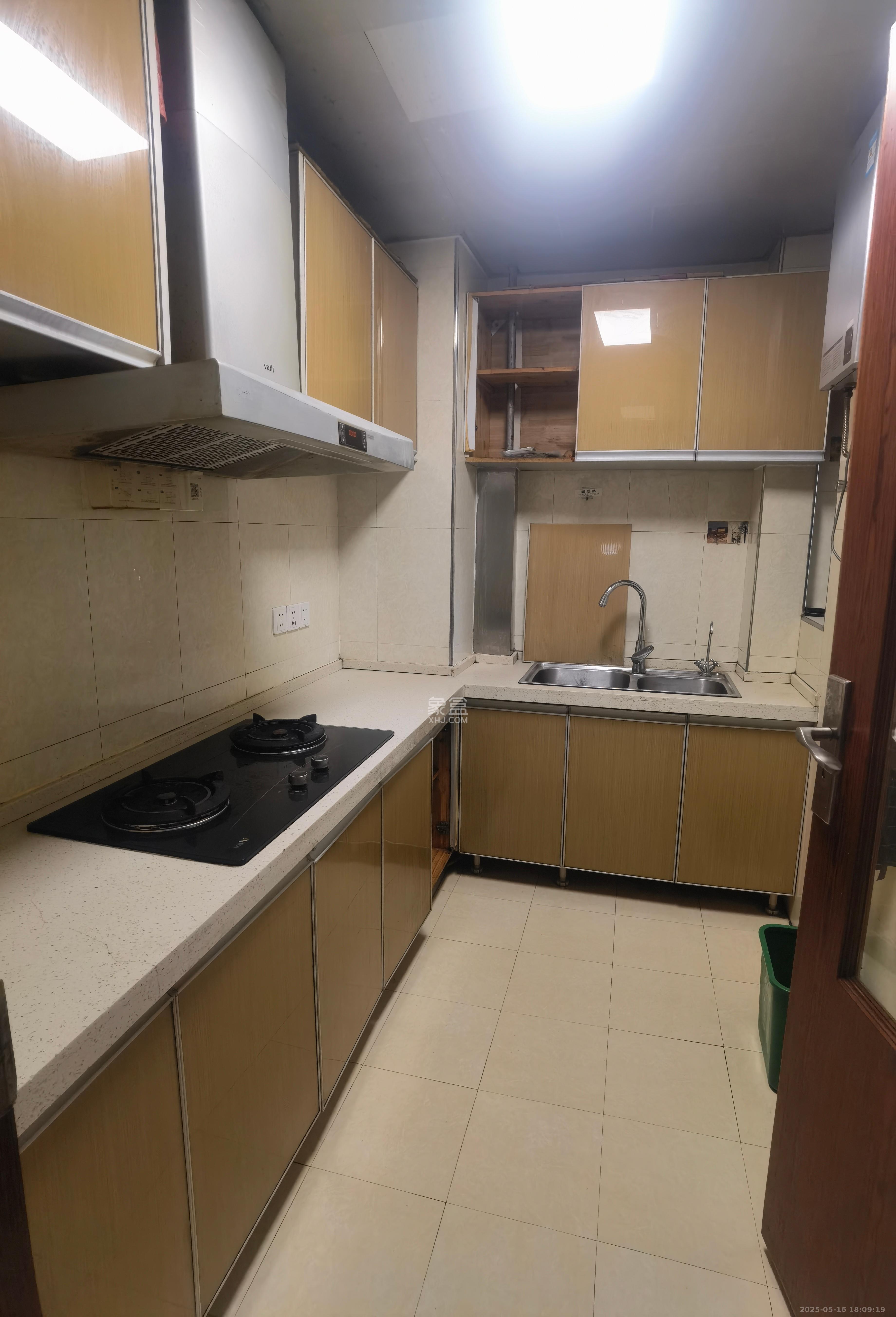 中建麓山和苑  2室2厅1卫   1600.00元/月室内图