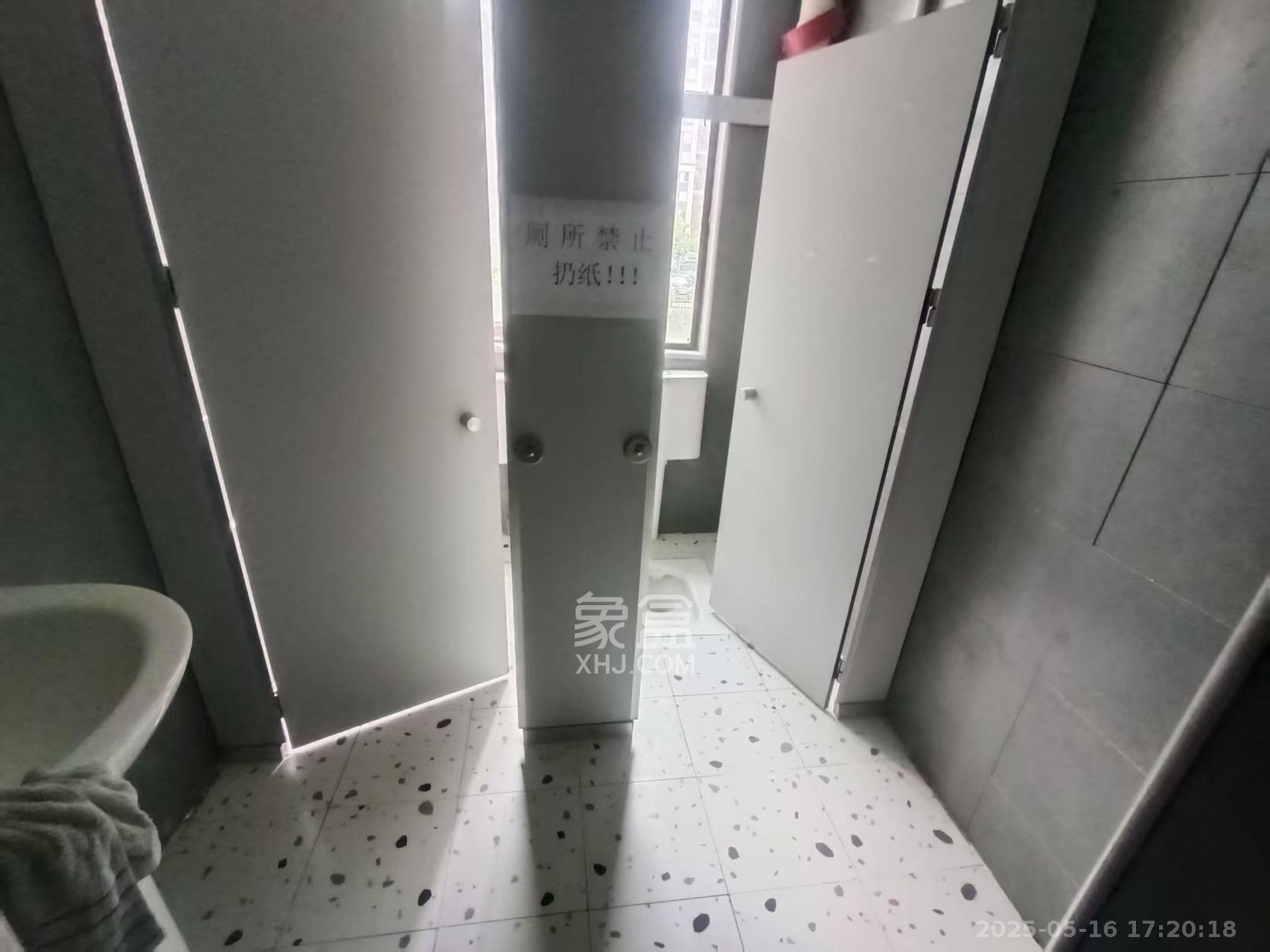 艺源颂雅小区(719街区) 5室0厅0卫 4000.0元/月 艺源颂雅小区(719街区) 5室0厅0卫 4000.0元/月室内图