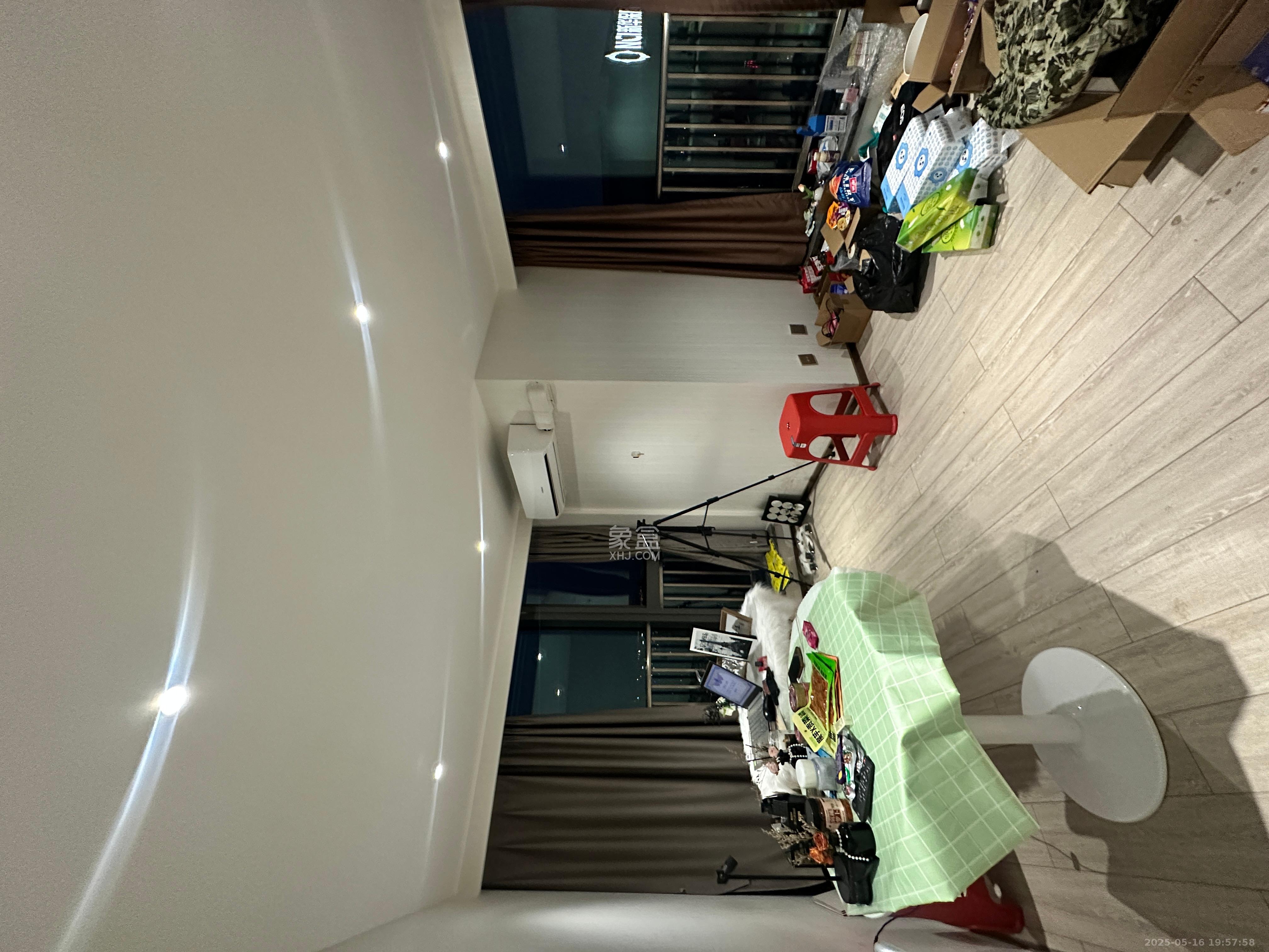 华远华时代  4室2厅2卫   4500.00元/月室内图