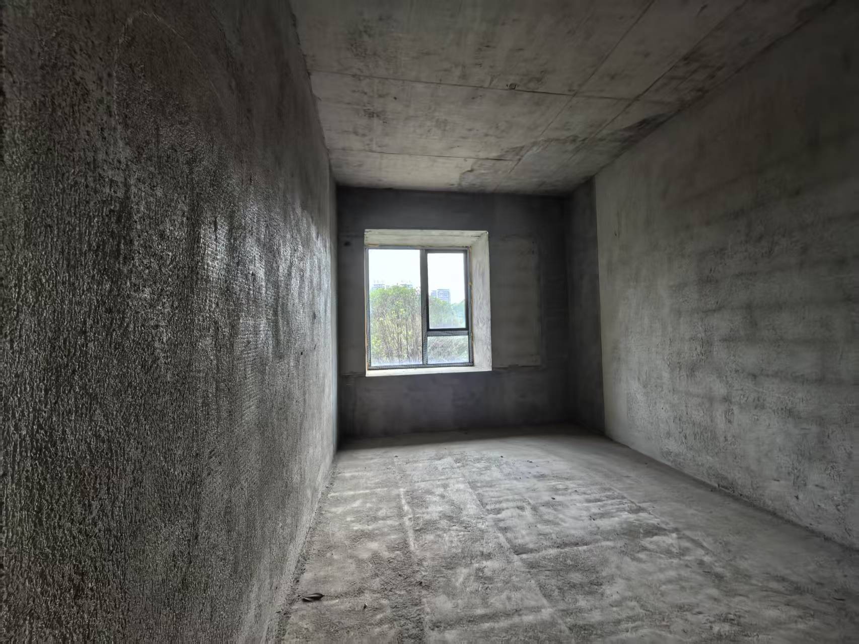 吉鸿花园 3室2厅2卫 59.8万 吉鸿花园 3室2厅2卫 59.8万客厅