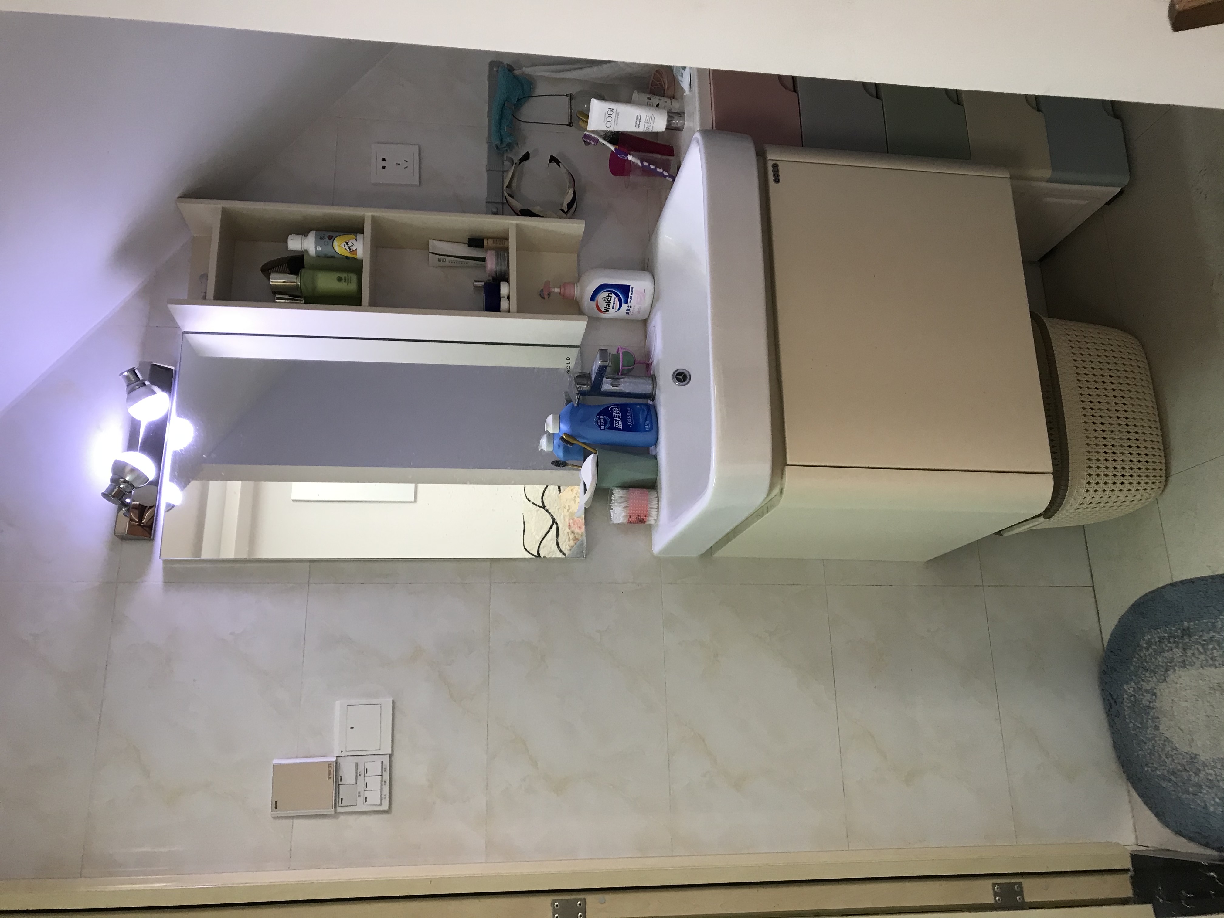 高盛澧园一二期 2室2厅2卫 1500.00元/月 高盛澧园一二期 2室2厅2卫 1500.00元/月室内图