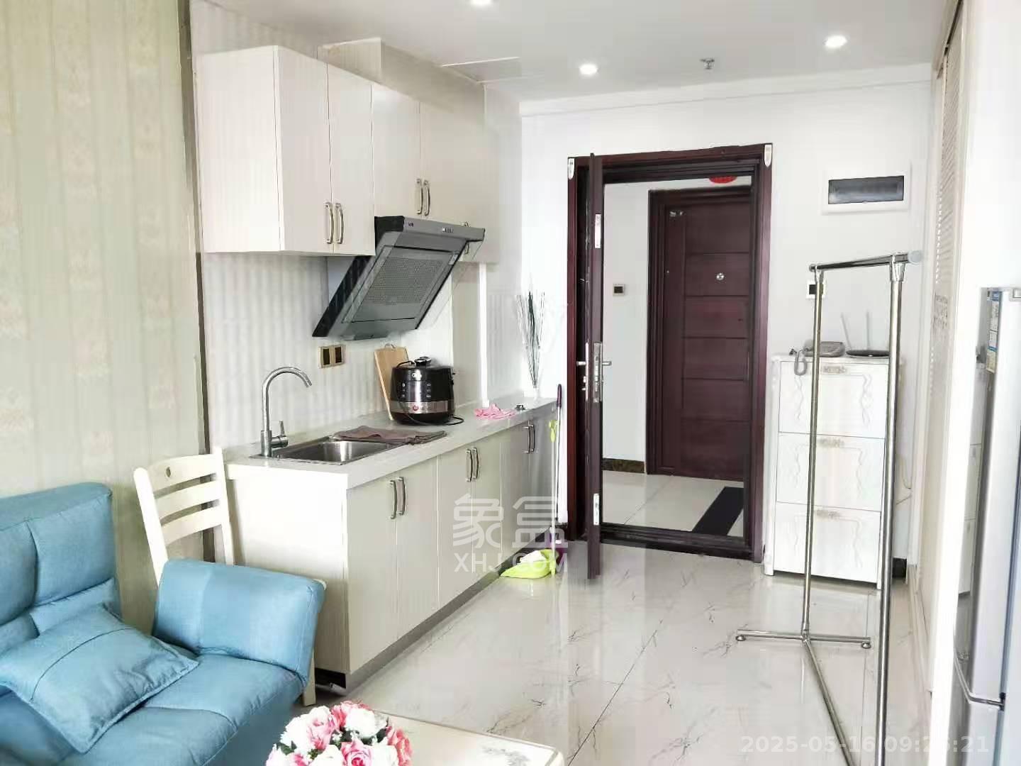 众东国际  1室1厅1卫    1600.0元/月室内图