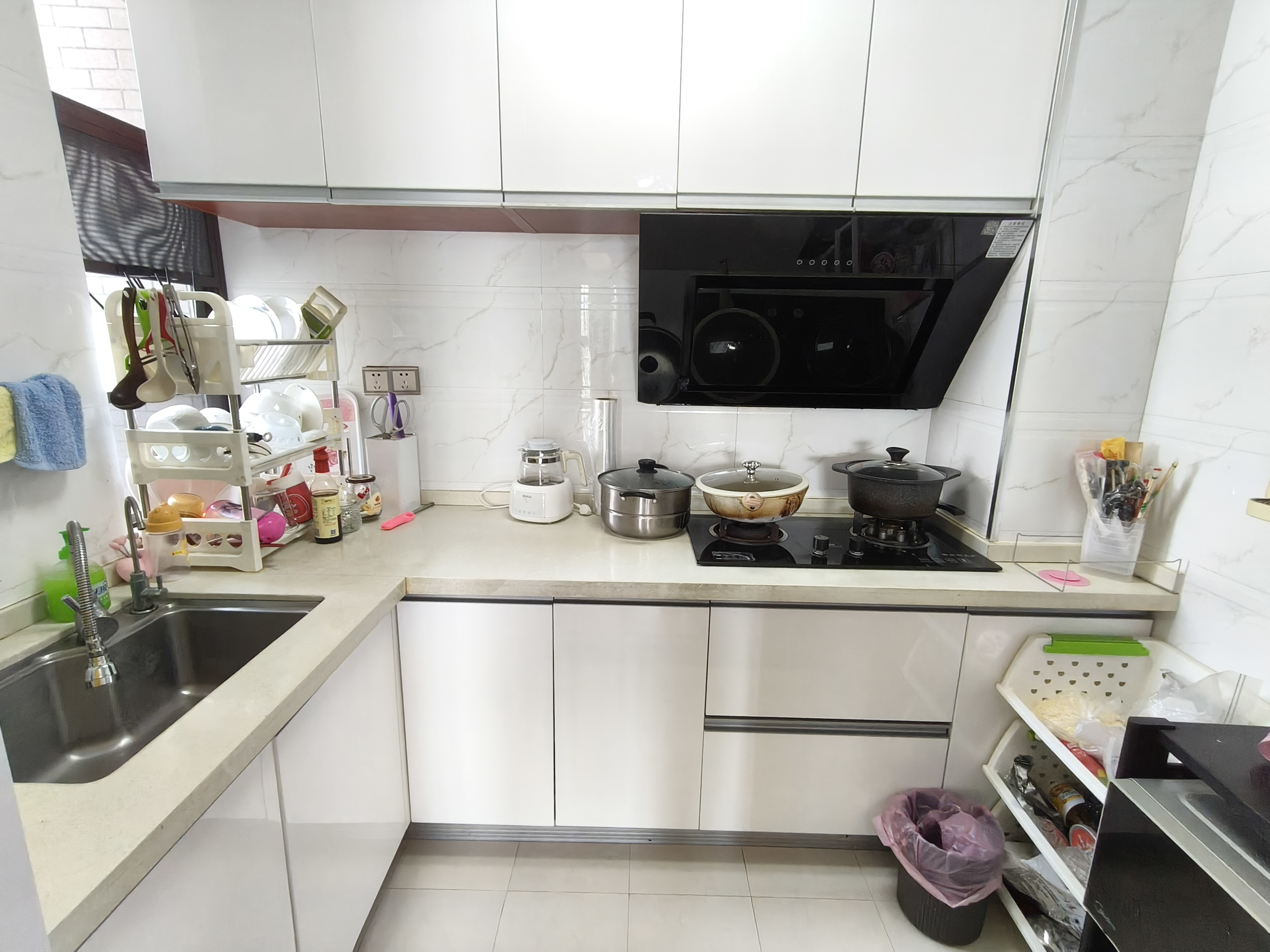 华天城小区 2室2厅1卫 1500.0元/月 华天城小区 2室2厅1卫 1500.0元/月室内图