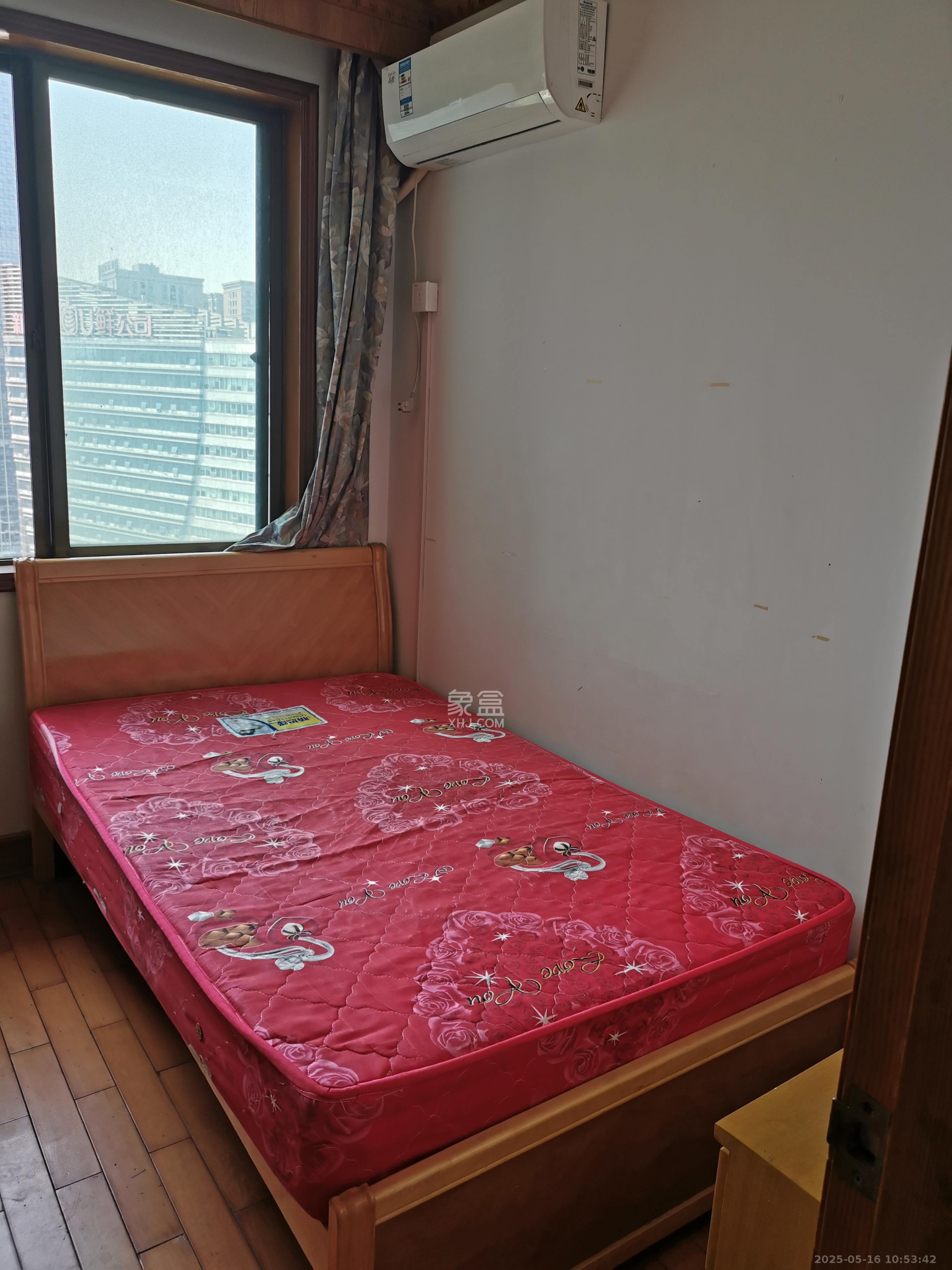 芙蓉广场农行单位宿舍  3室2厅1卫   3100.00元/月室内图
