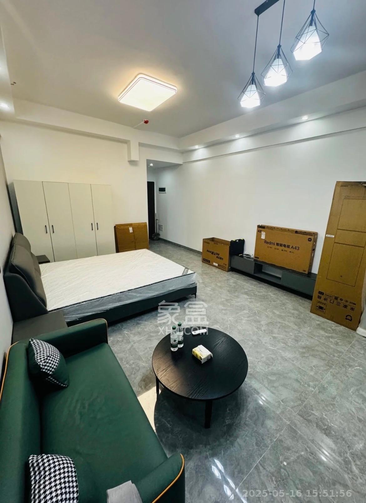 江南华府  1室0厅0卫   1700.00元/月