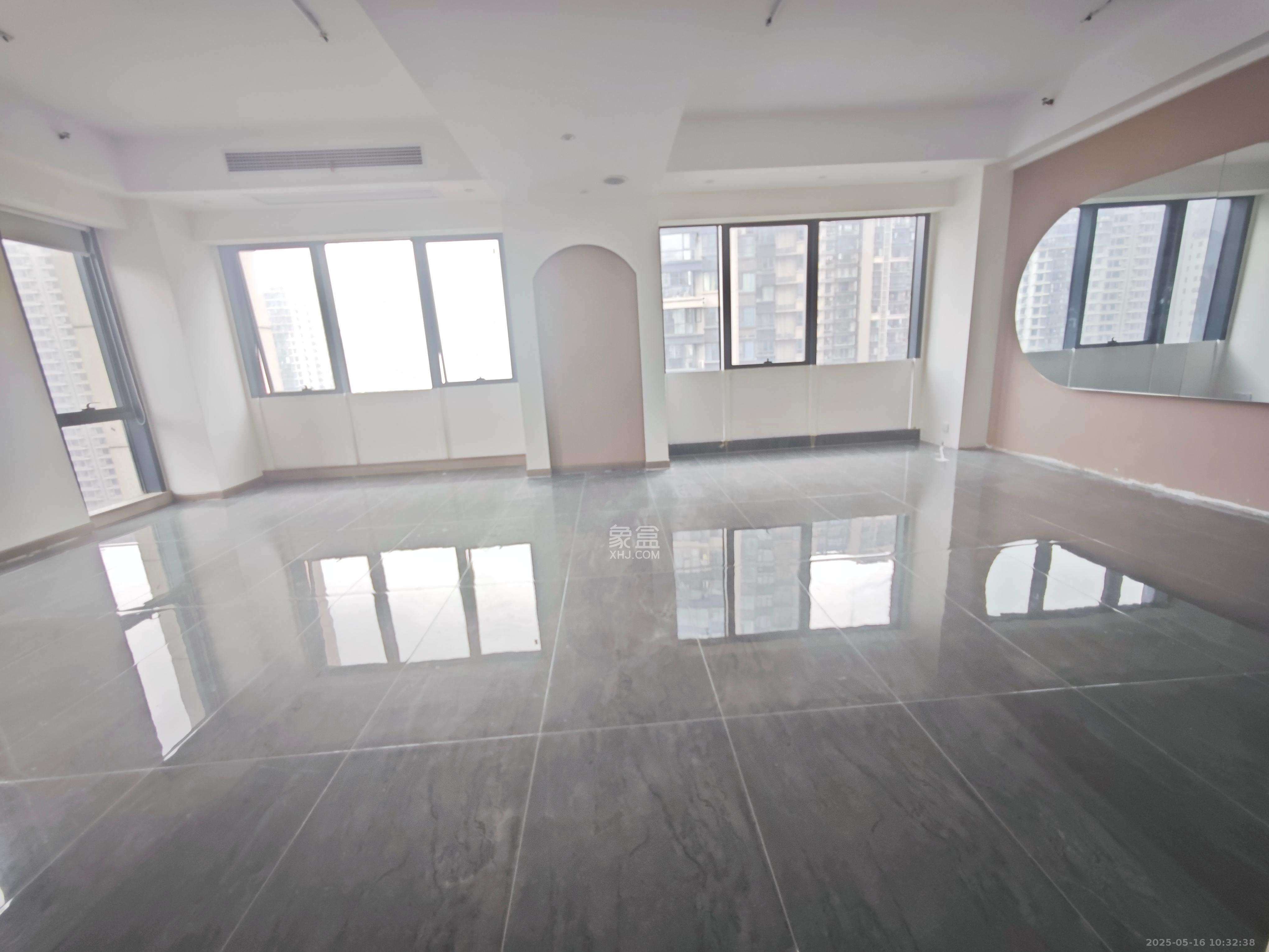中建悦和城  1室1厅1卫   3000.00元/月室内图1