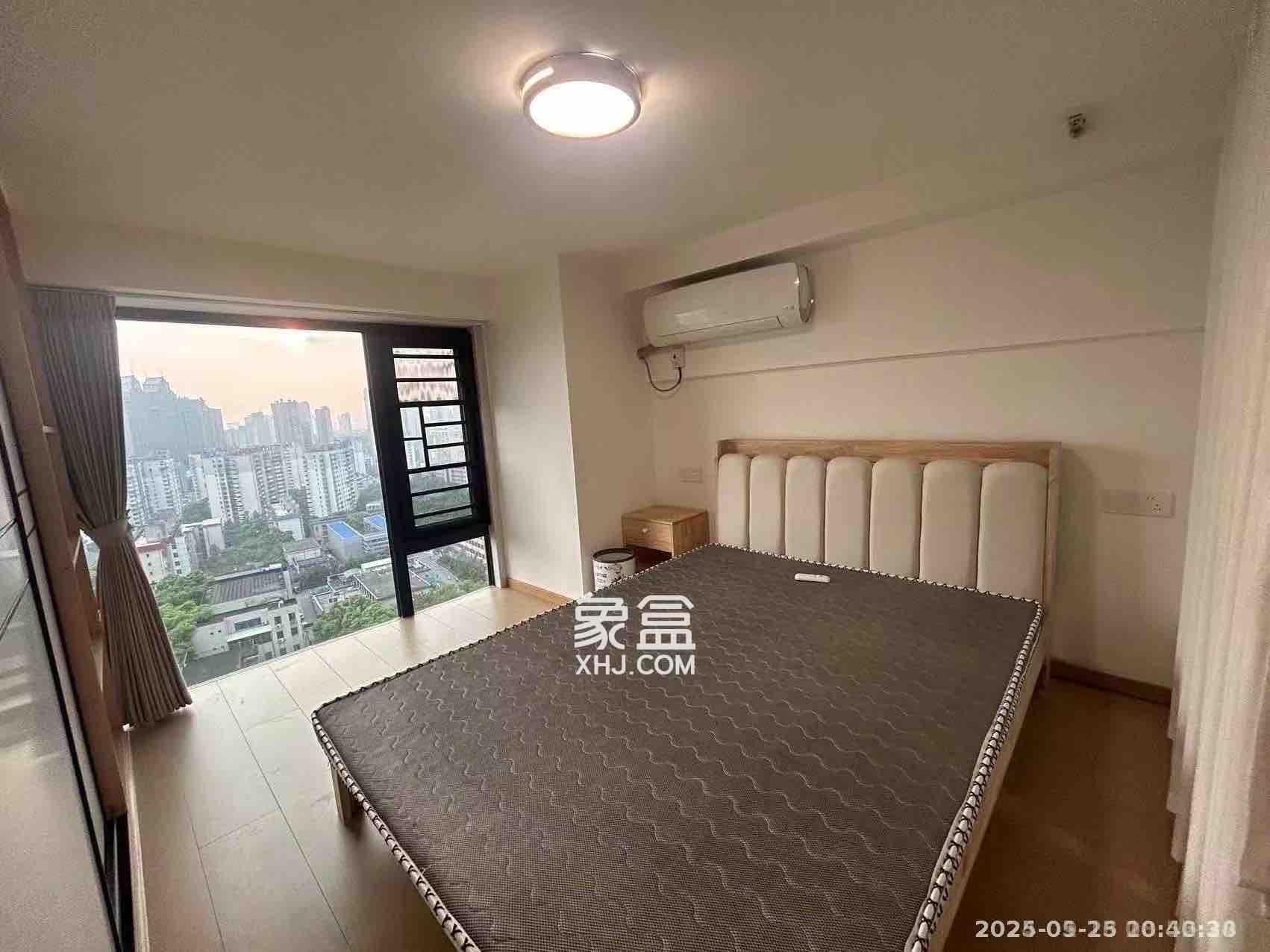 越秀悦湖台  2室1厅1卫    2700.0元/月 越秀悦湖台  2室1厅1卫    2700.0元/月室内图