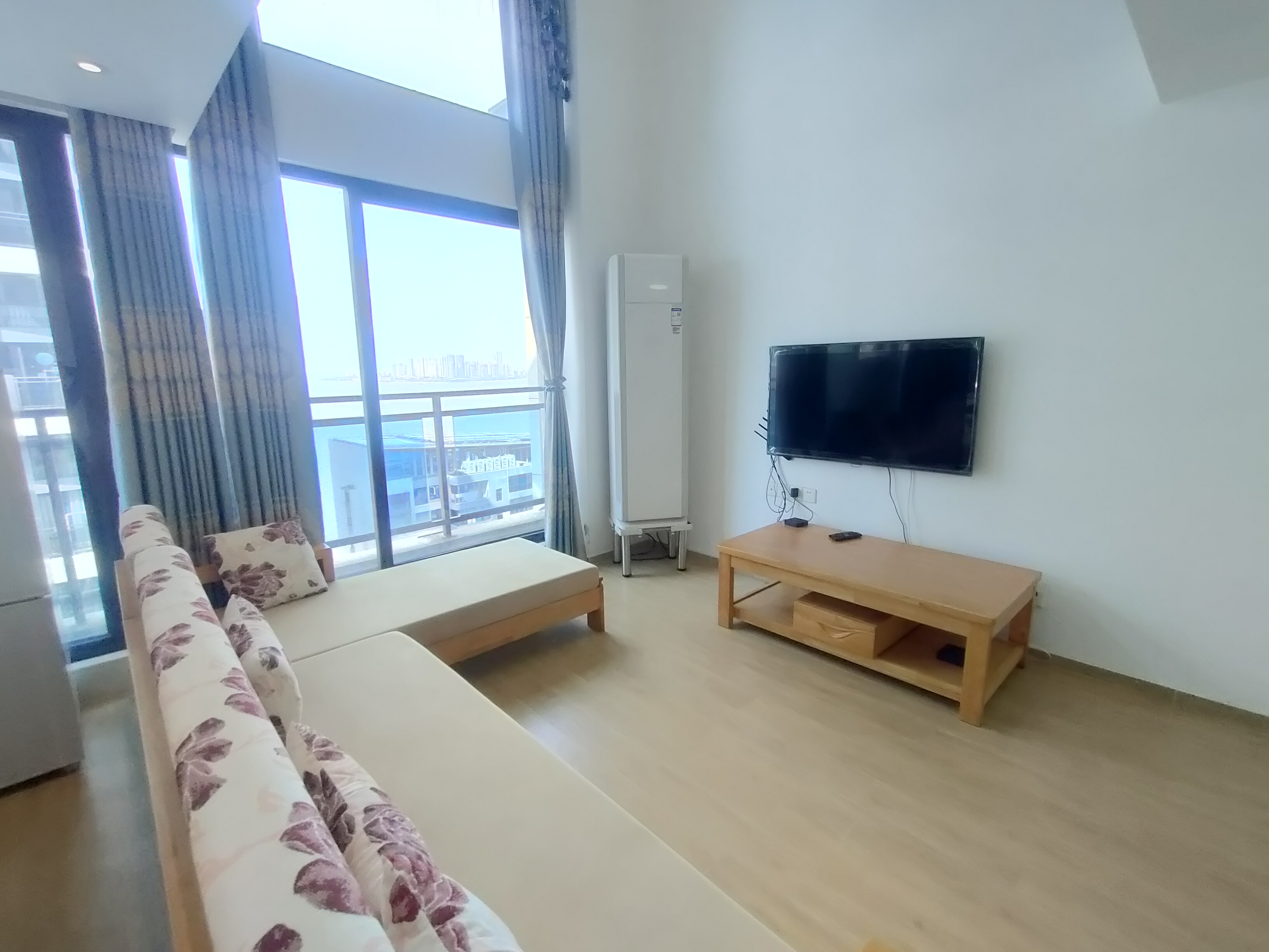 保利中央海岸一二期  1室0厅0卫   2900.00元/月室内图