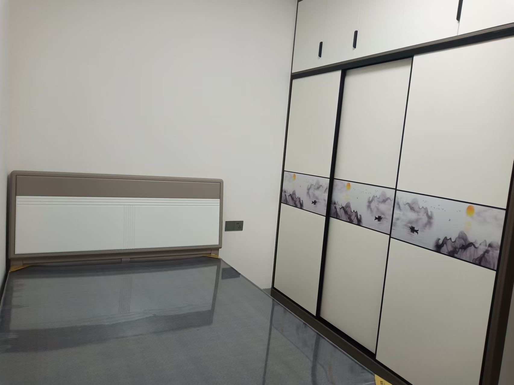 互助小区电梯房  2室1厅1卫   1300.00元/月室内图