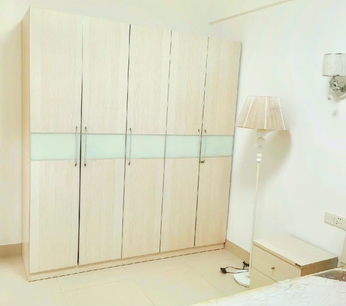 宜家广场  2室1厅1卫    90.0万 宜家广场  2室1厅1卫    90.0万室内图