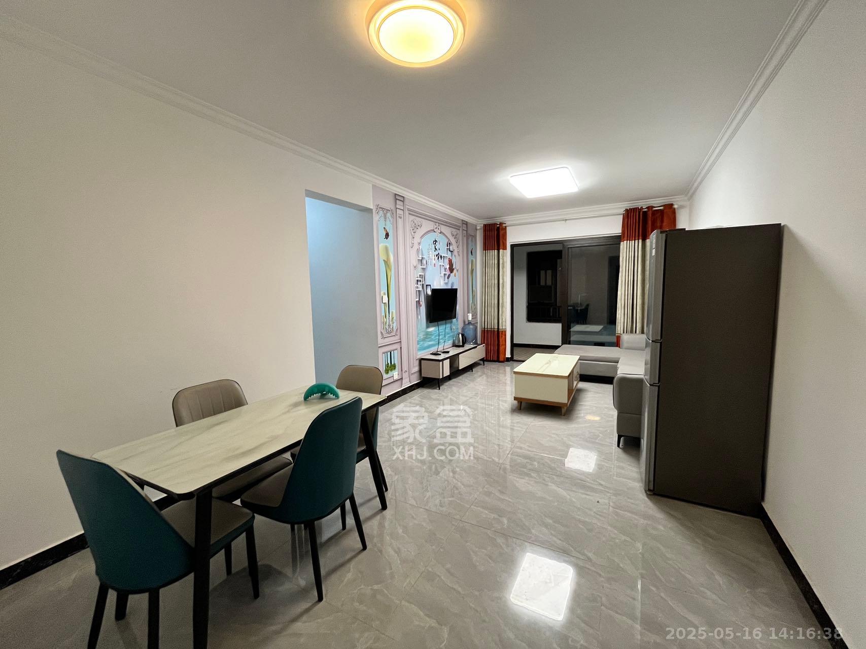 新城璟隽(麓华新城) 3室2厅2卫 1500.0元/月 新城璟隽(麓华新城) 3室2厅2卫 1500.0元/月室内图