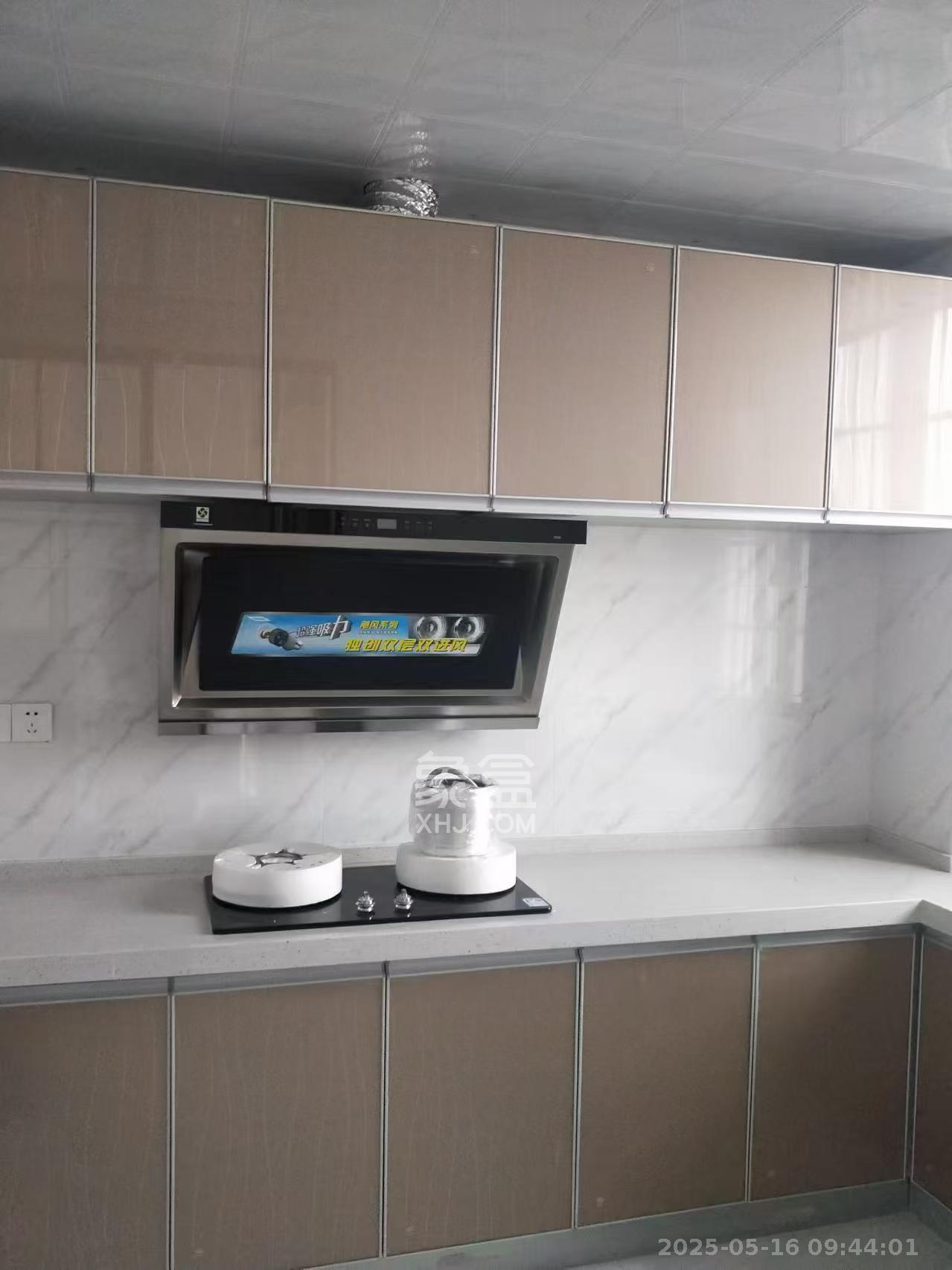 黑金时代广场 4室2厅2卫 2200.0元/月 黑金时代广场 4室2厅2卫 2200.0元/月室内图