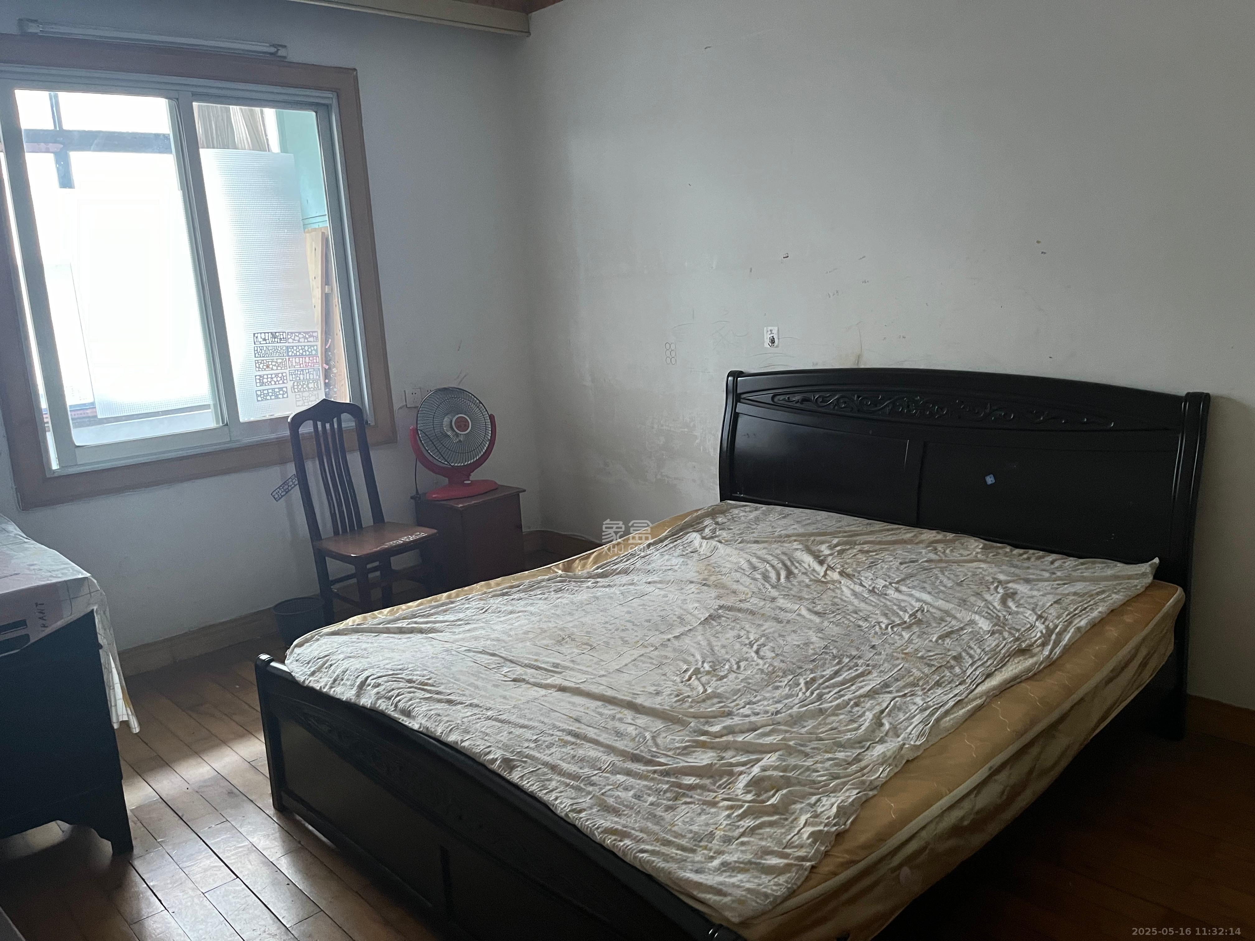 长沙县疾控中心宿舍 3室1厅1卫 1600.0元/月 长沙县疾控中心宿舍 3室1厅1卫 1600.0元/月室内图