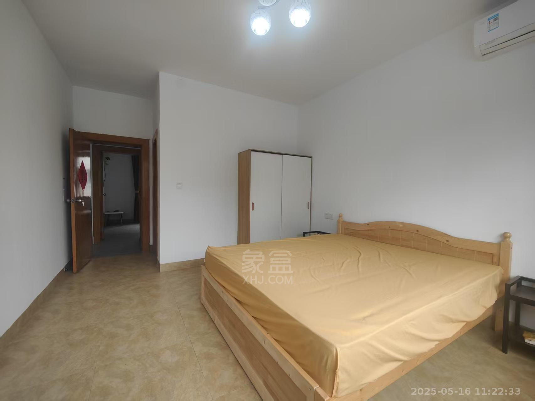 金泉综合楼 3室2厅2卫 1300.0元/月 金泉综合楼 3室2厅2卫 1300.0元/月室内图