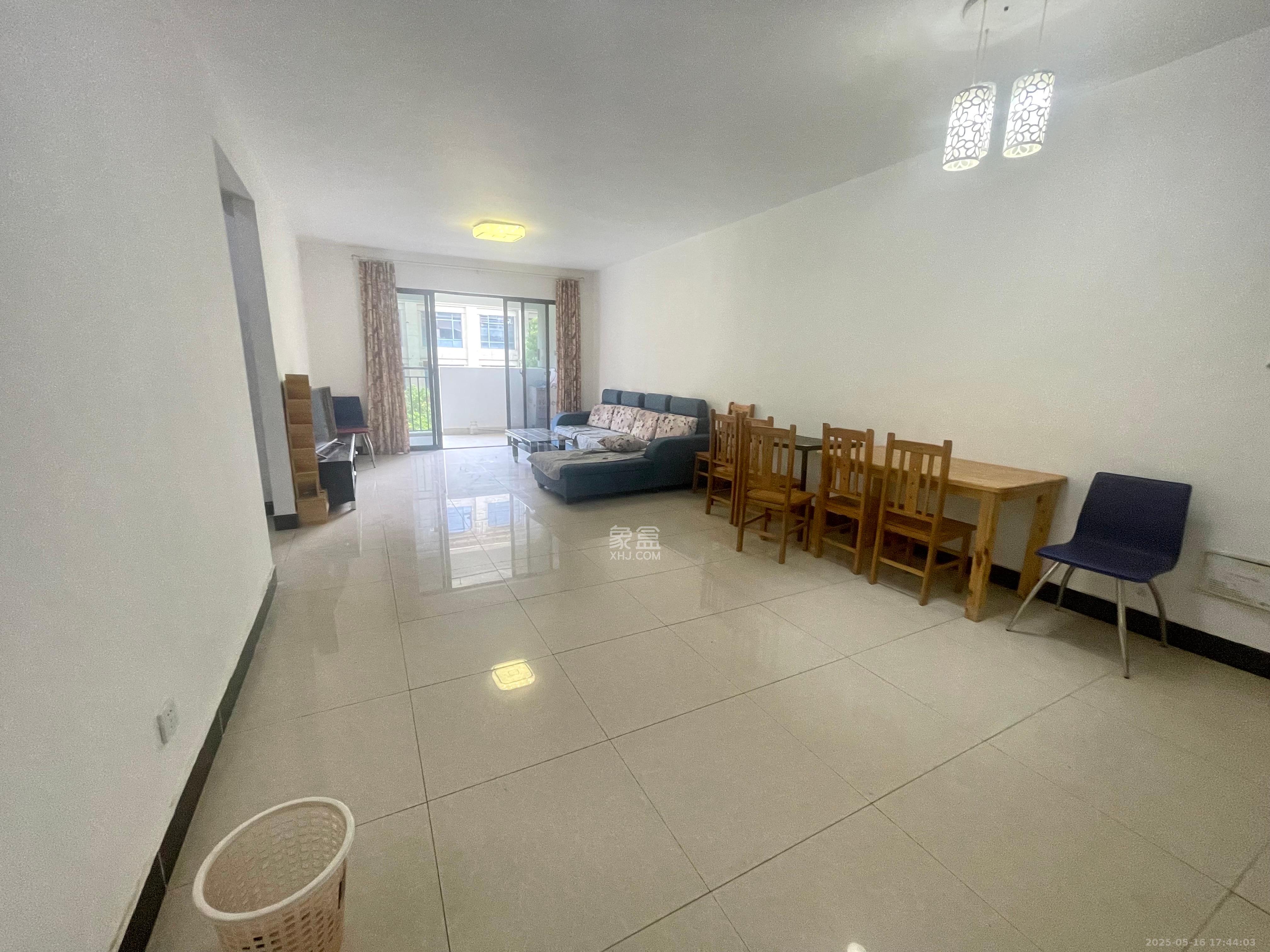 保利天心嘉园 4室2厅1卫 2300.0元/月 保利天心嘉园 4室2厅1卫 2300.0元/月室内图