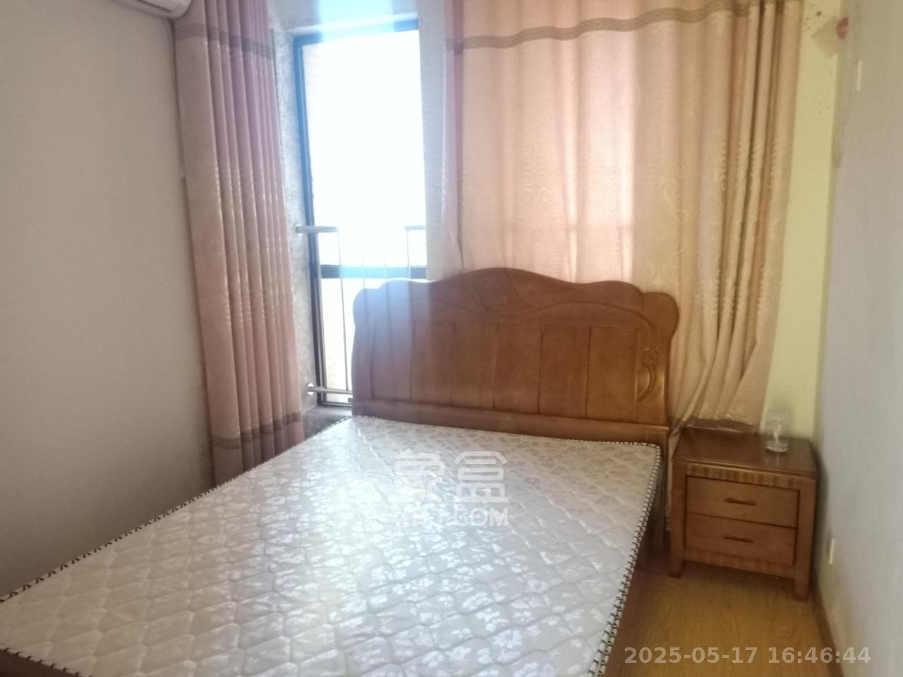 欧莱雅郡  2室1厅1卫   1800.00元/月室内图