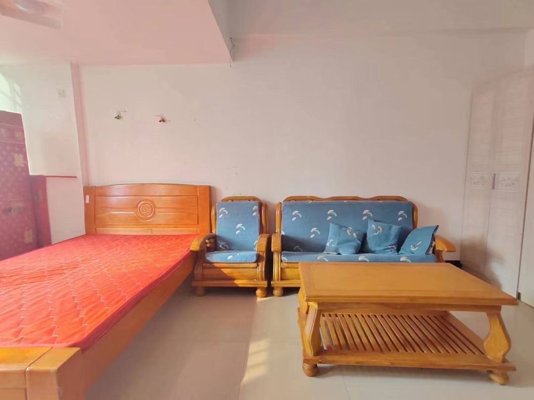 鹏泰国际  1室1厅1卫    700.0元/月 鹏泰国际  1室1厅1卫    700.0元/月室内图