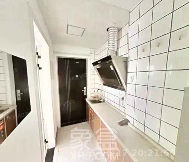 鑫远熙山  1室1厅1卫    1400.0元/月室内图