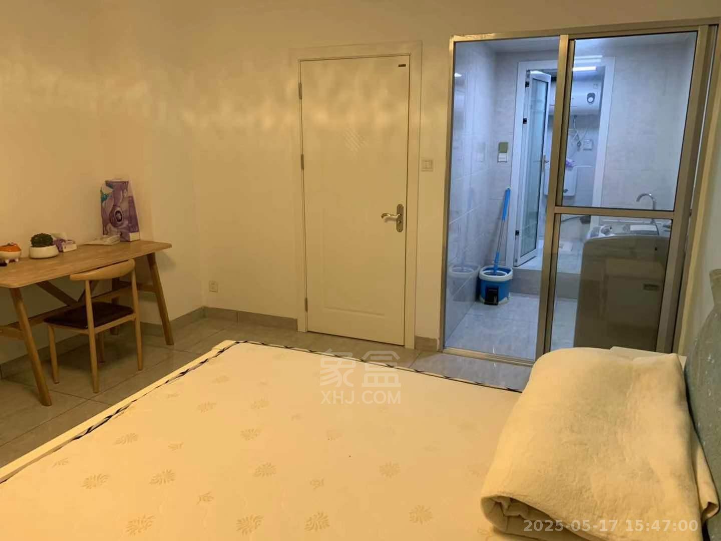 文艺复兴(未来城)  1室1厅1卫    1200.0元/月 文艺复兴(未来城)  1室1厅1卫    1200.0元/月