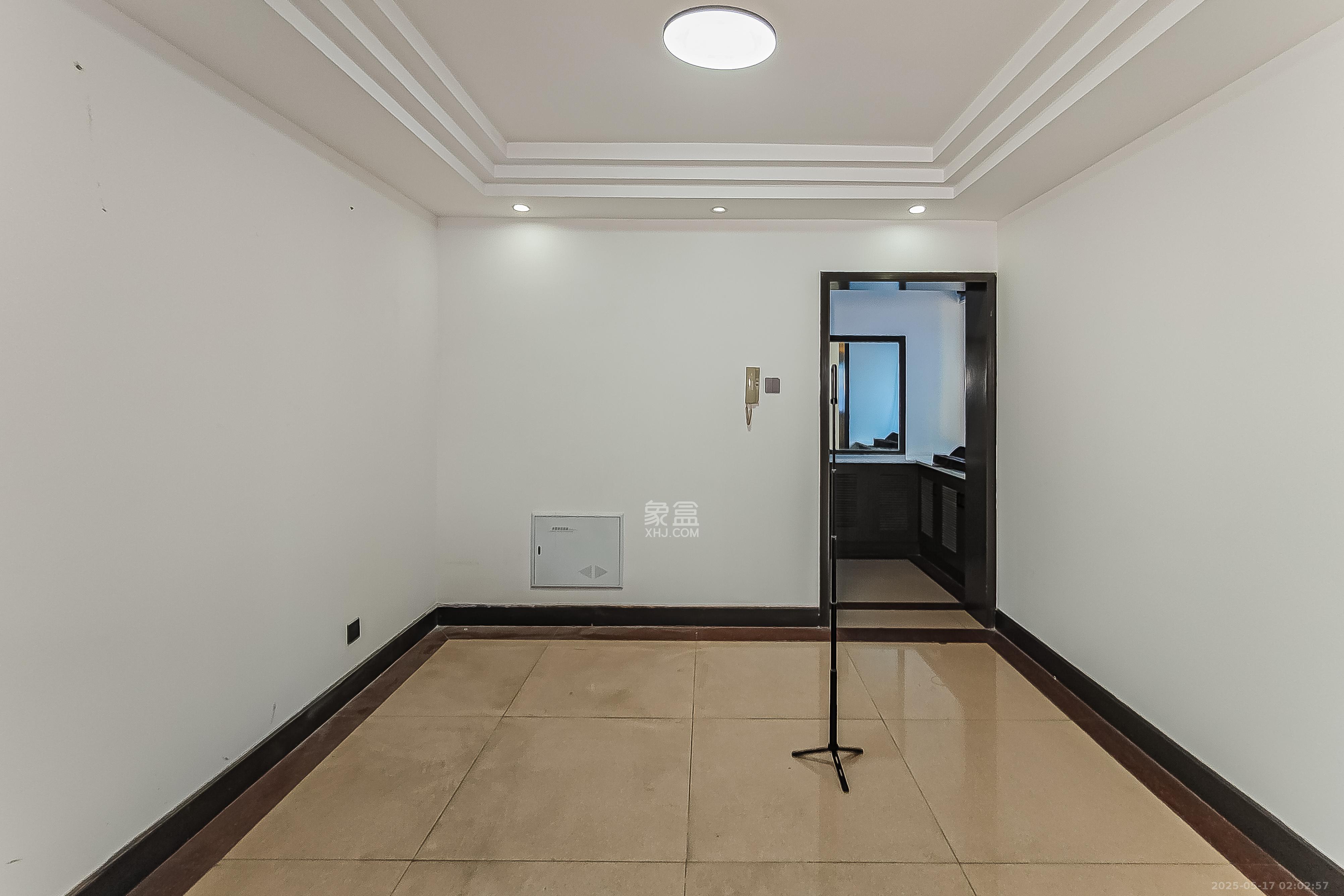 鸿园小区  3室2厅2卫    140.0万 鸿园小区  3室2厅2卫    140.0万客厅