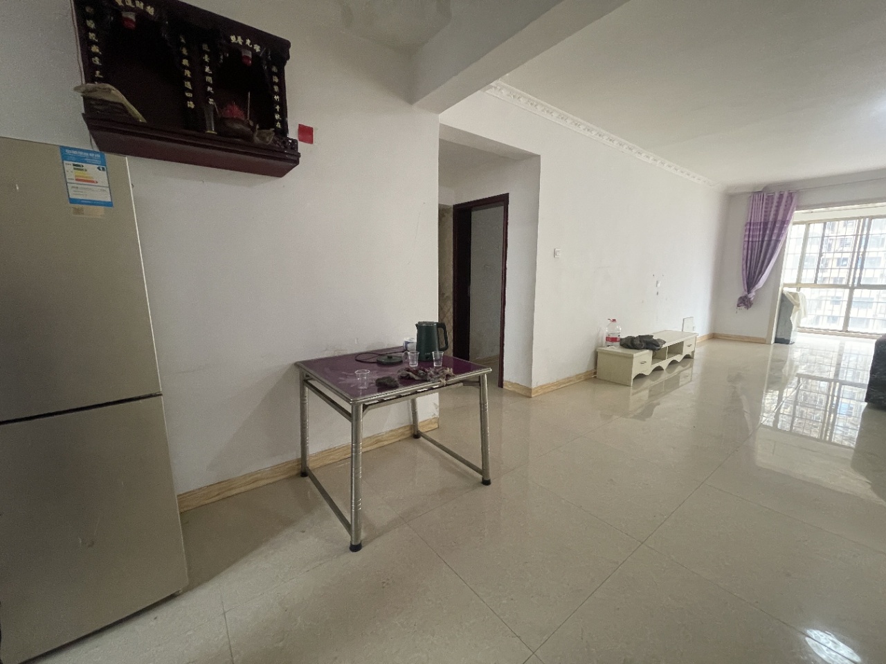 东方豪苑  3室2厅2卫    1800.0元/月室内图