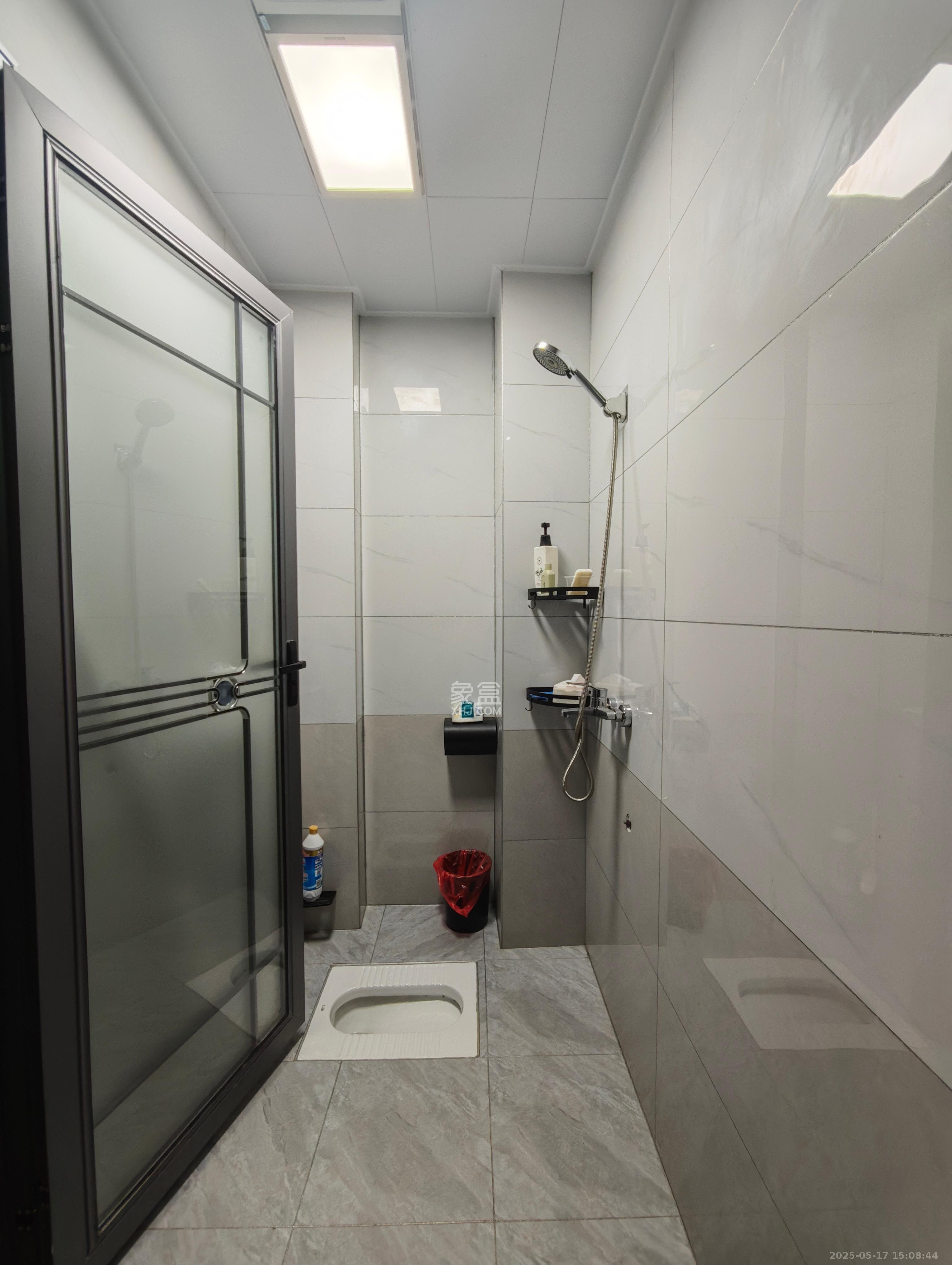 麻园公寓(下麻园岭40号) 3室2厅1卫 3500.0元/月 麻园公寓(下麻园岭40号) 3室2厅1卫 3500.0元/月室内图