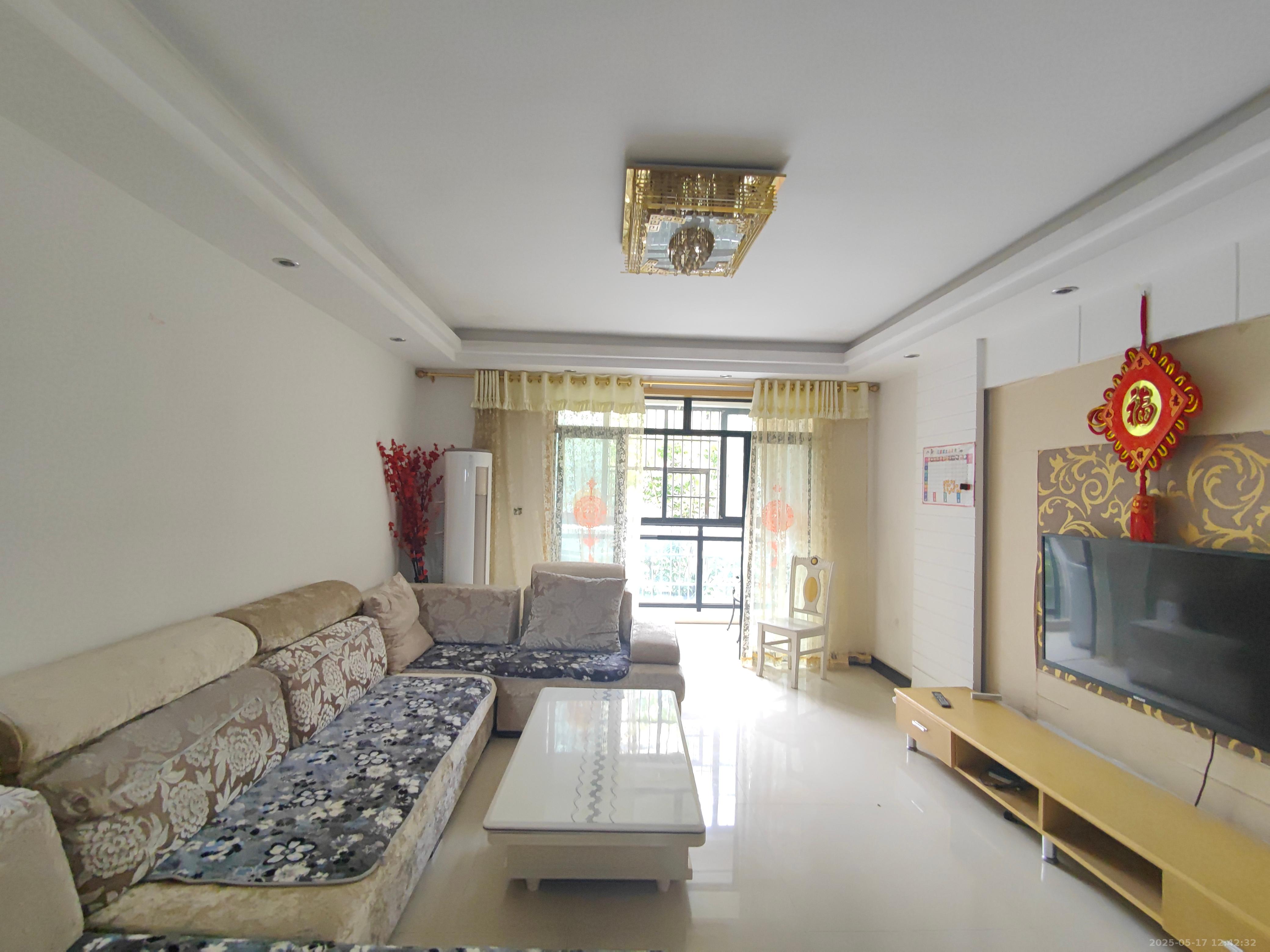 丽景华庭 1室2厅1卫 1300.0元/月 丽景华庭 1室2厅1卫 1300.0元/月室内图