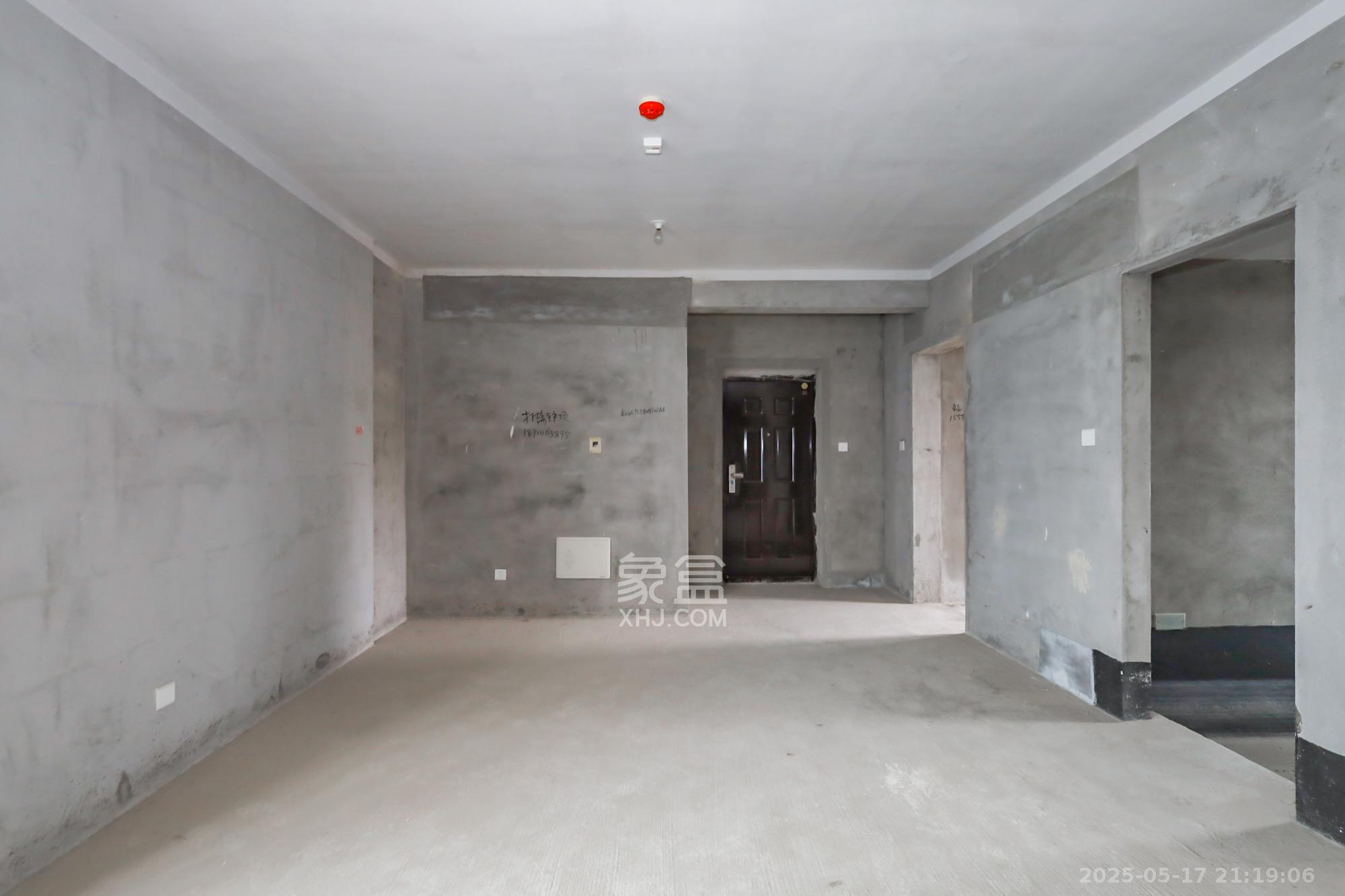 保利西海岸B区  4室2厅2卫    225.0万 保利西海岸B区  4室2厅2卫    225.0万其他