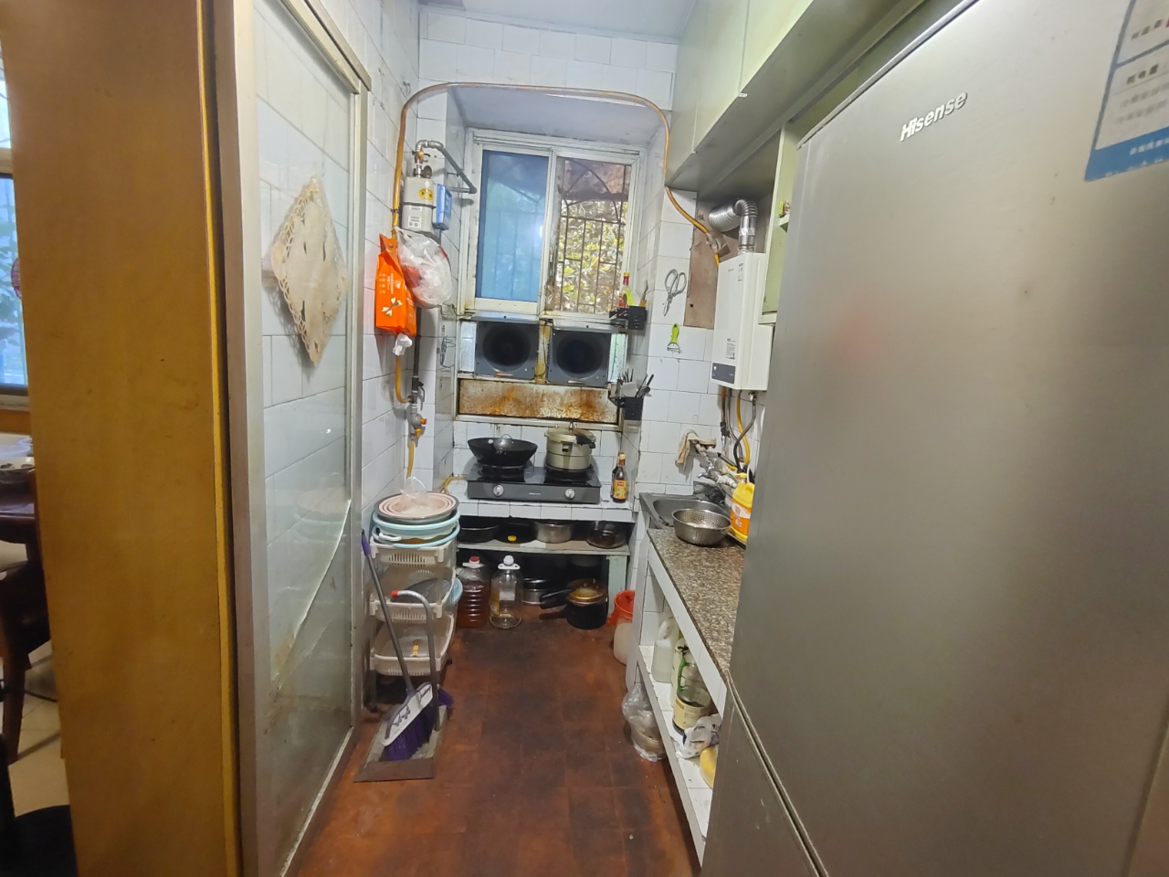 银馨家园(贺家土电厂生活区)  2室2厅1卫    20.0万 银馨家园(贺家土电厂生活区)  2室2厅1卫    20.0万室内图