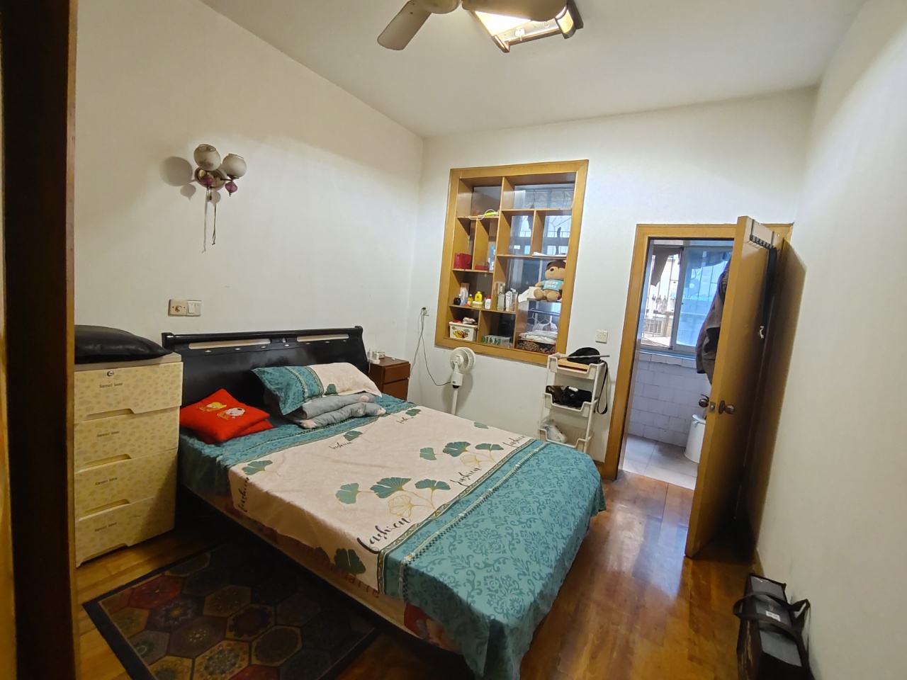 银馨家园(贺家土电厂生活区)  2室2厅1卫    20.0万 银馨家园(贺家土电厂生活区)  2室2厅1卫    20.0万室内图