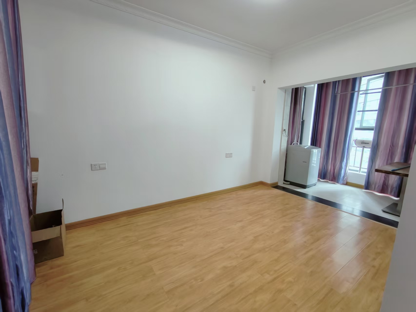 银城壹号 2室2厅1卫 1580.0元/月 银城壹号 2室2厅1卫 1580.0元/月室内图