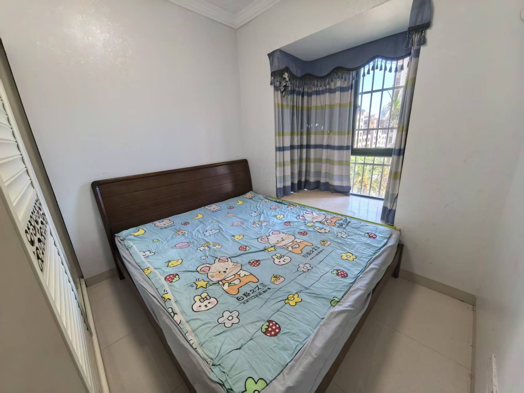 中景花园  1室1厅2卫    84.0万 中景花园  1室1厅2卫    84.0万客厅