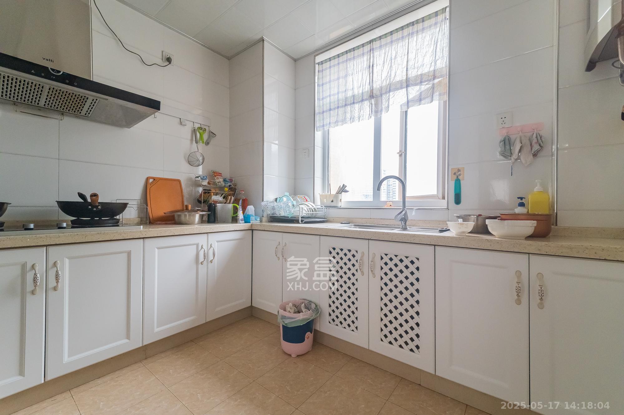 鹏基诺亚山林 3室2厅1卫 102.0万 鹏基诺亚山林 3室2厅1卫 102.0万厨房